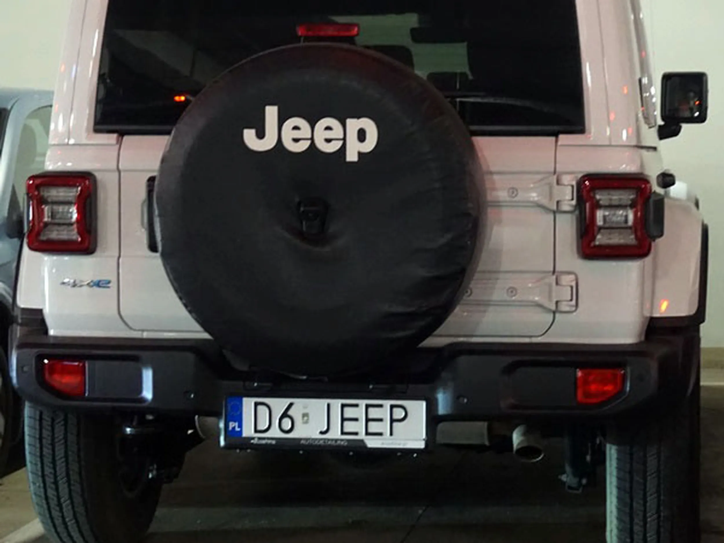 Fajny numer, blacha D6 JEEP