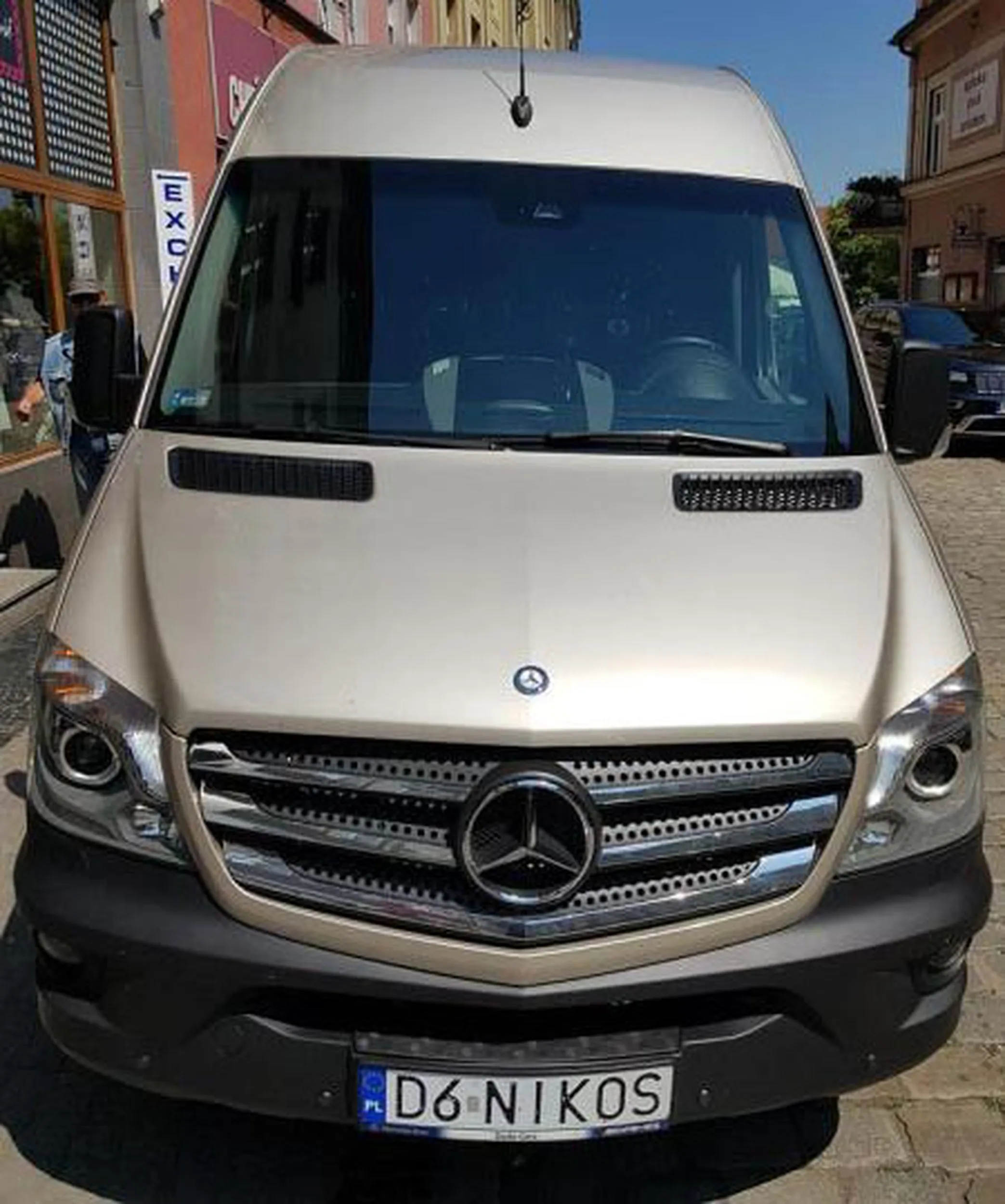 Fajny numer, blacha D6 NIKOS