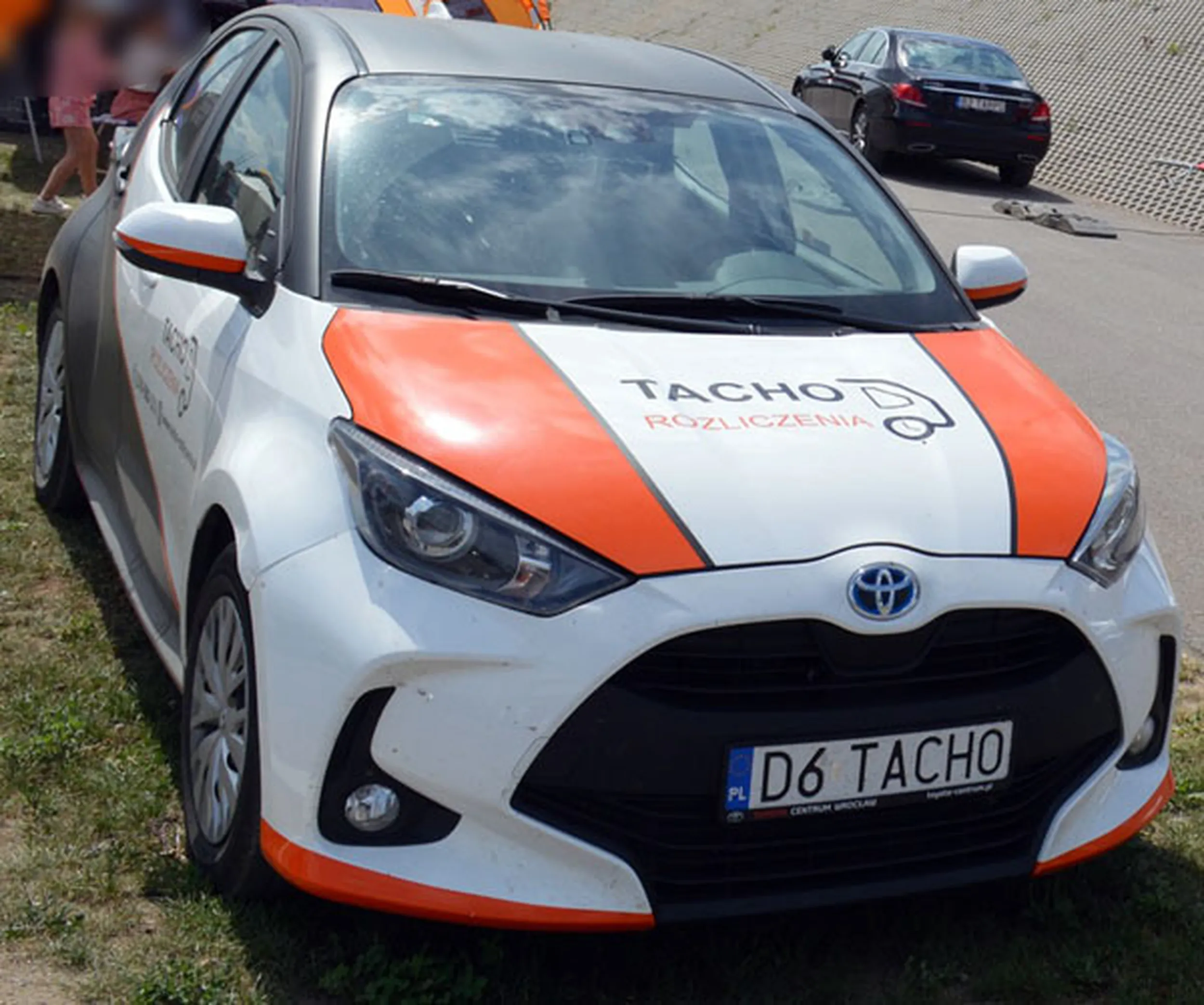 Fajny numer, blacha D6 TACHO