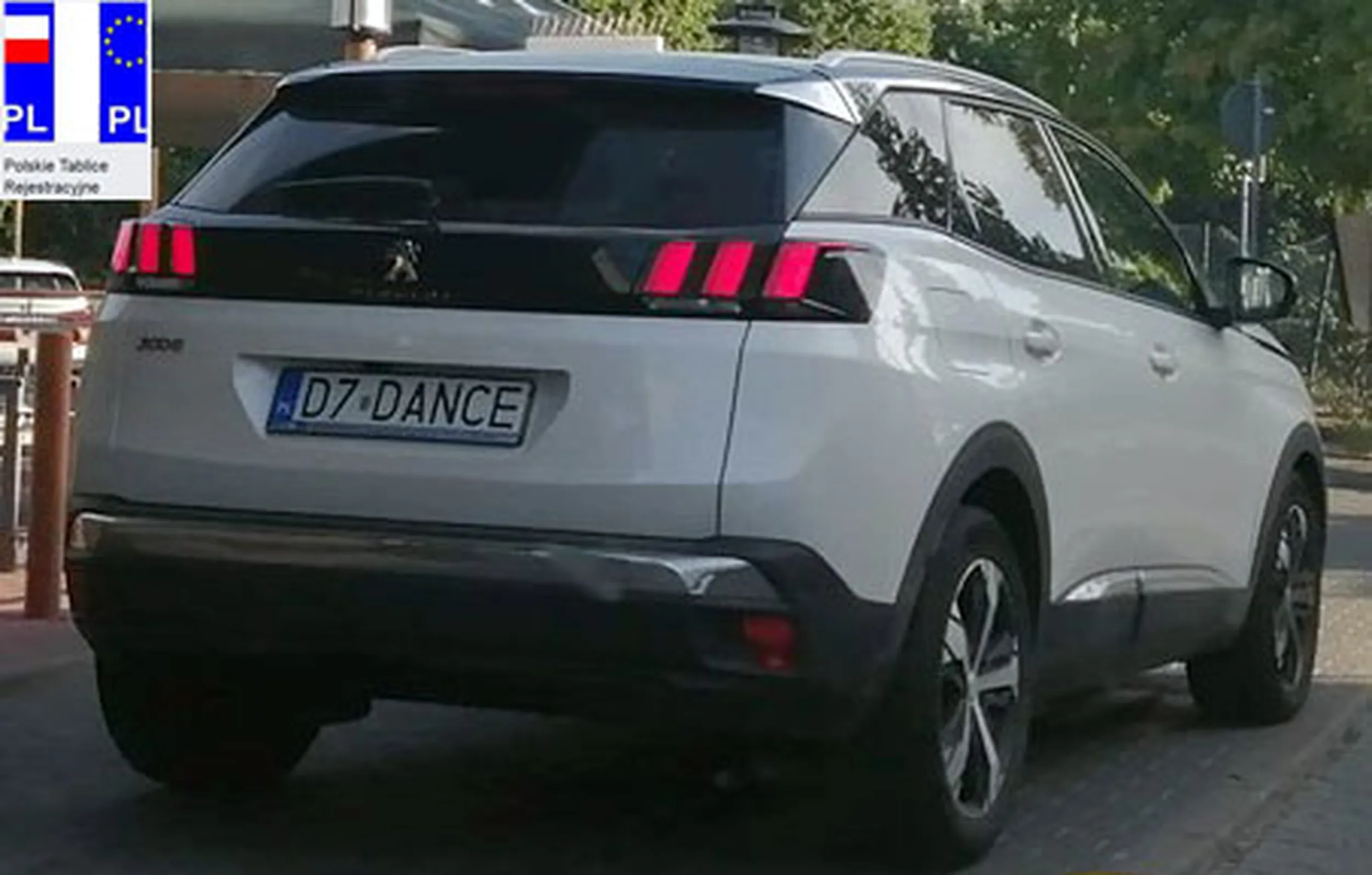 Fajny numer, blacha D7 DANCE