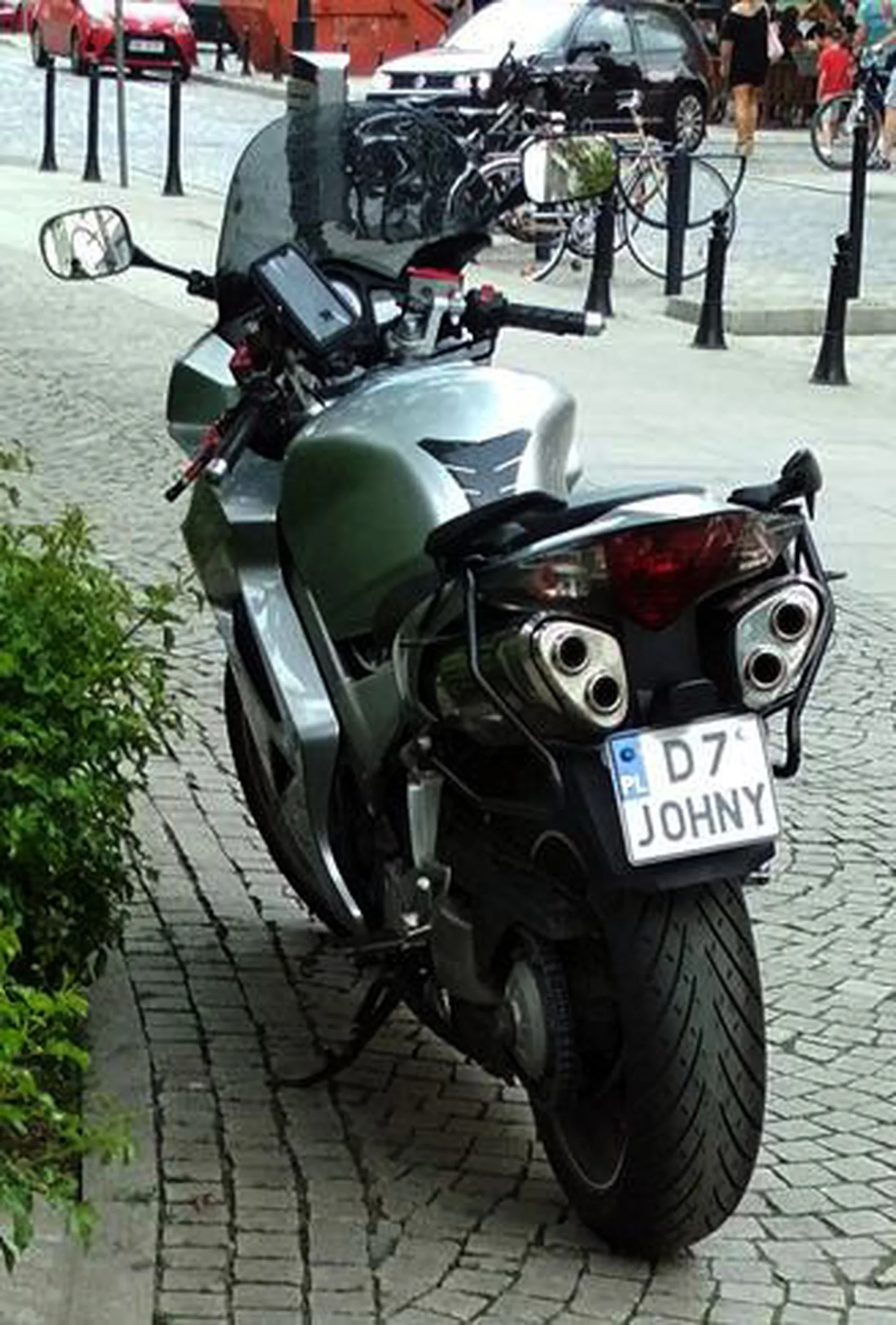 Fajny numer, blacha D7 JOHNY