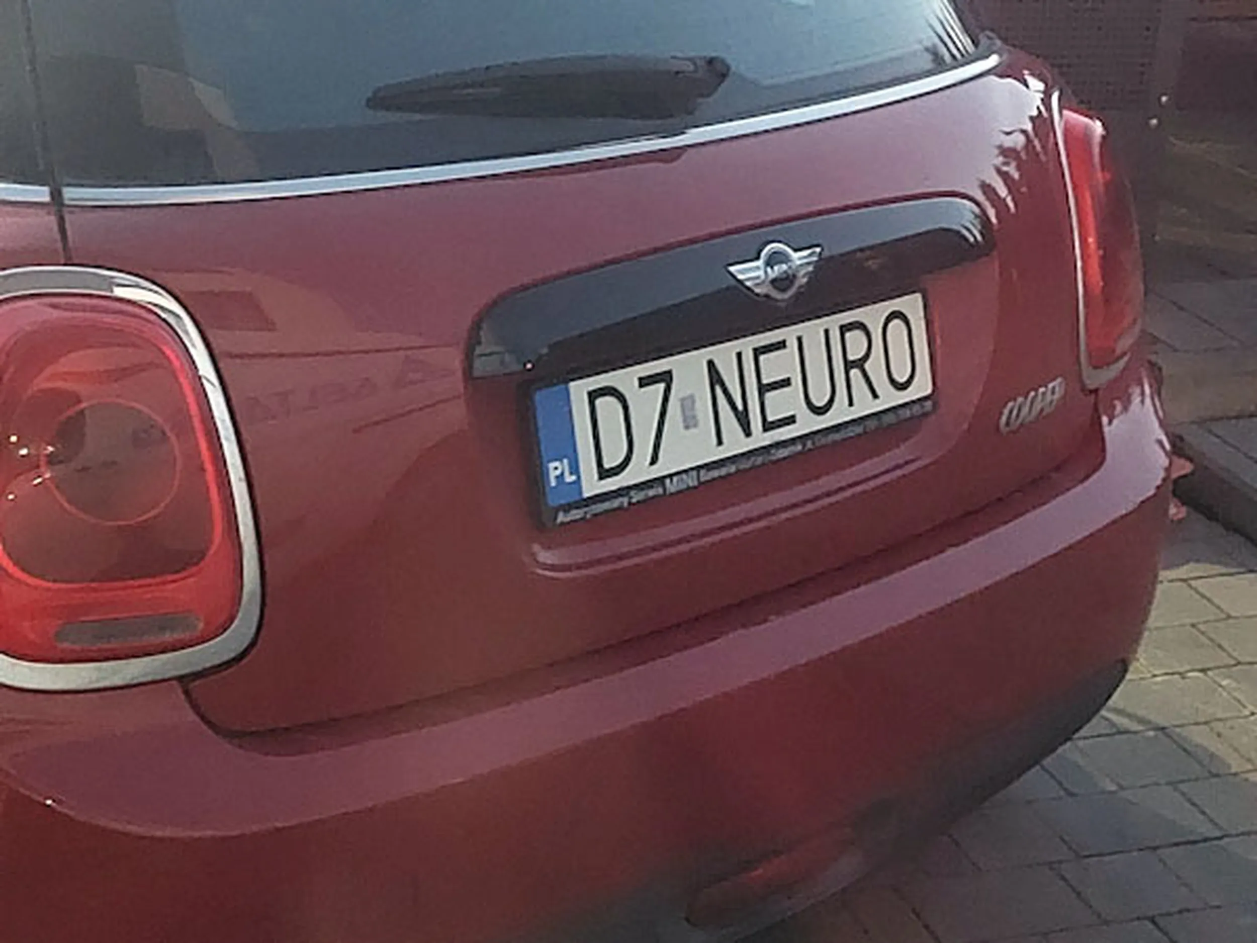Fajny numer, blacha D7 NEURO
