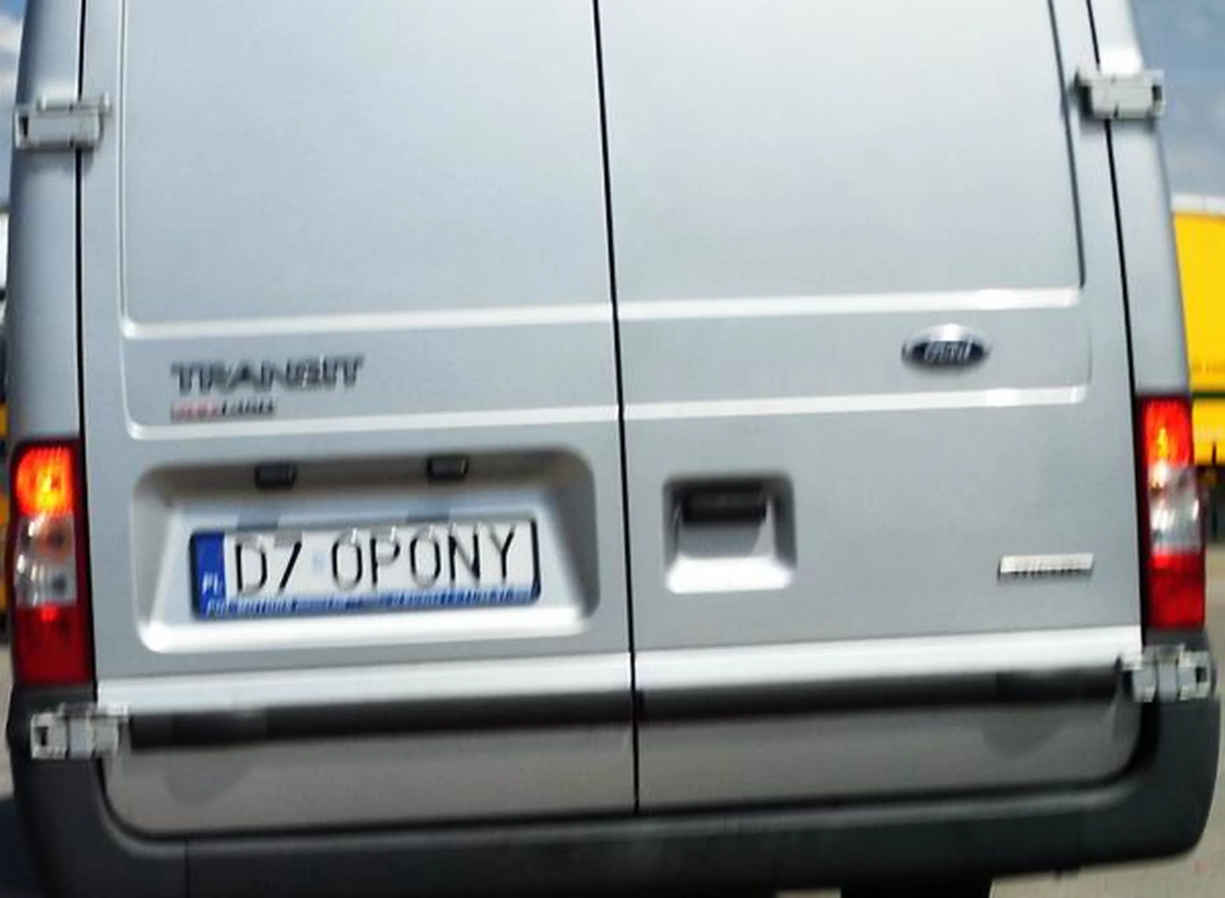 Fajny numer, blacha D7 OPONY