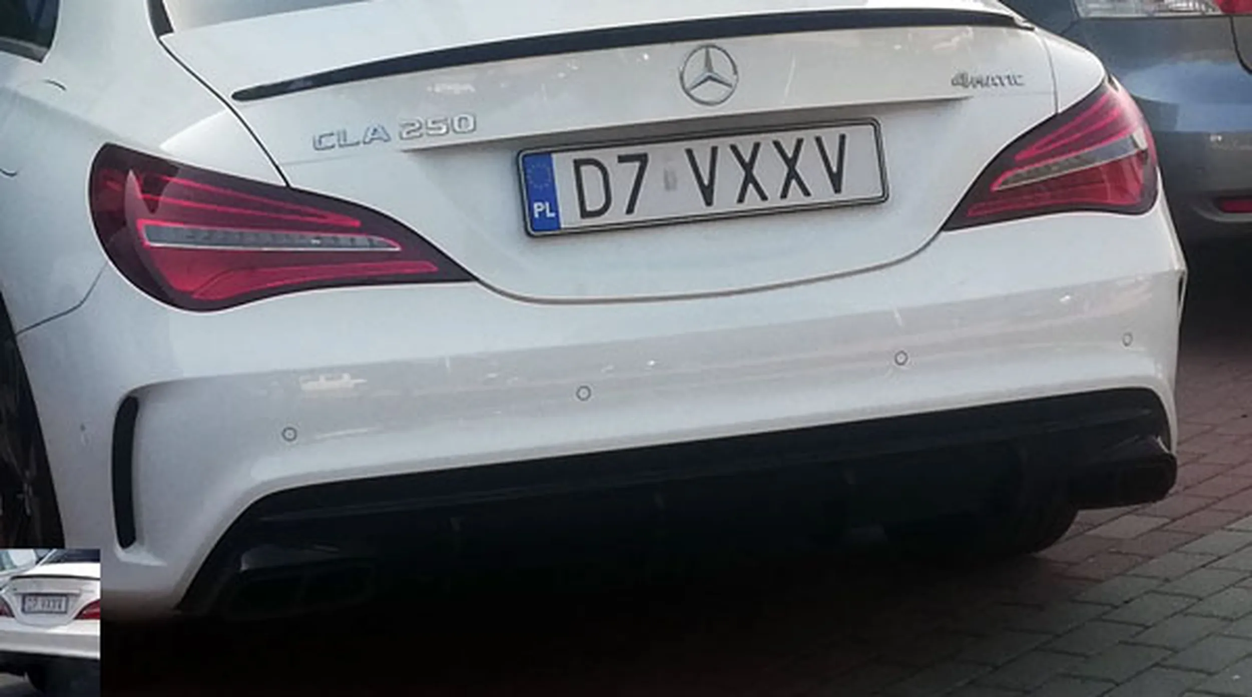 Fajny numer, blacha D7 VXXV