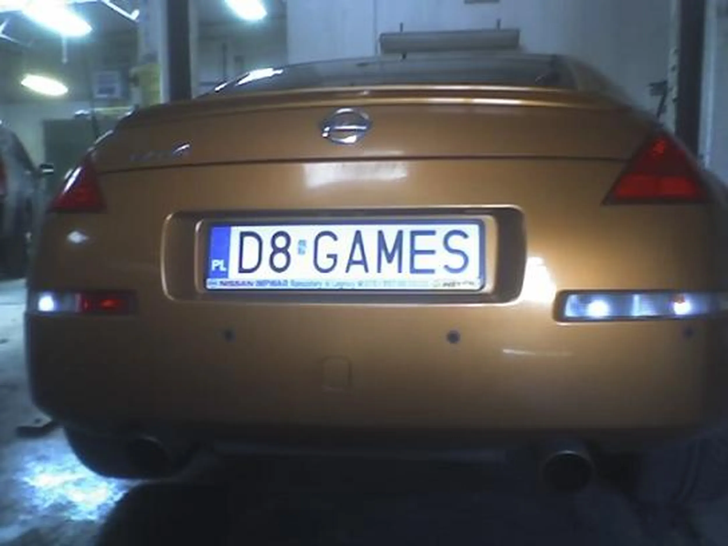 Fajny numer, blacha D8 GAMES