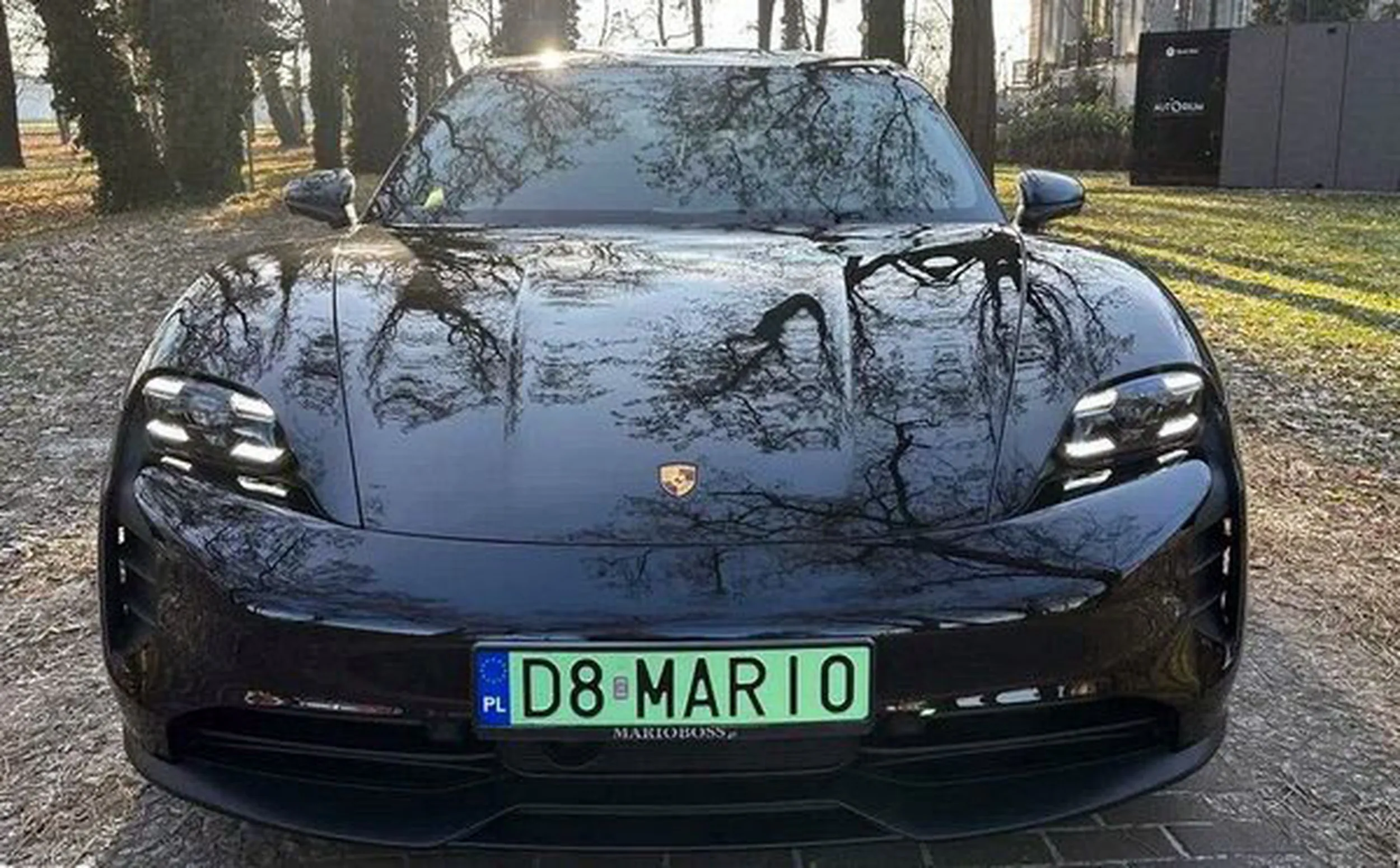 Fajny numer, blacha D8 MARI0
