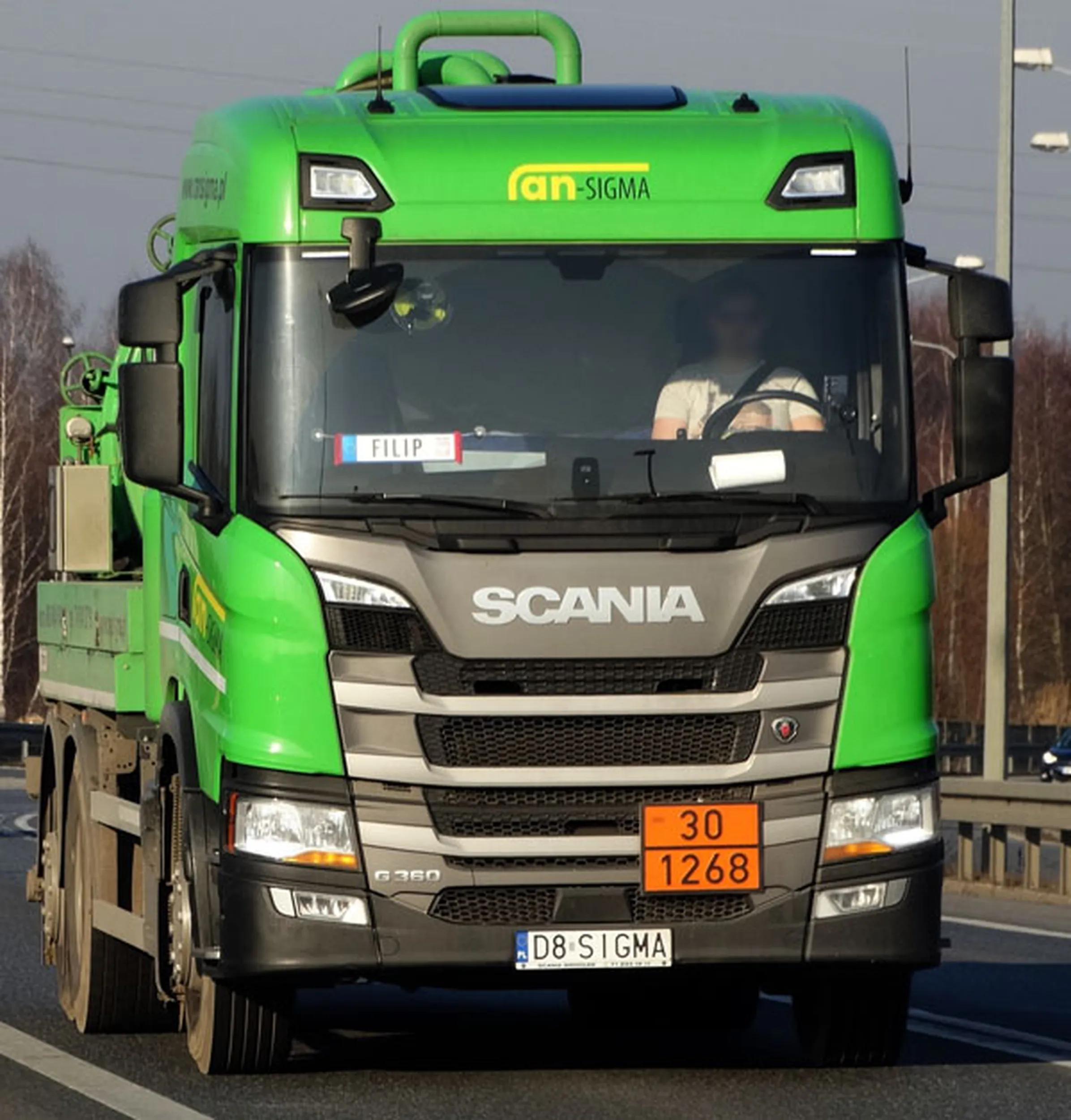 Fajny numer, blacha D8 SIGMA