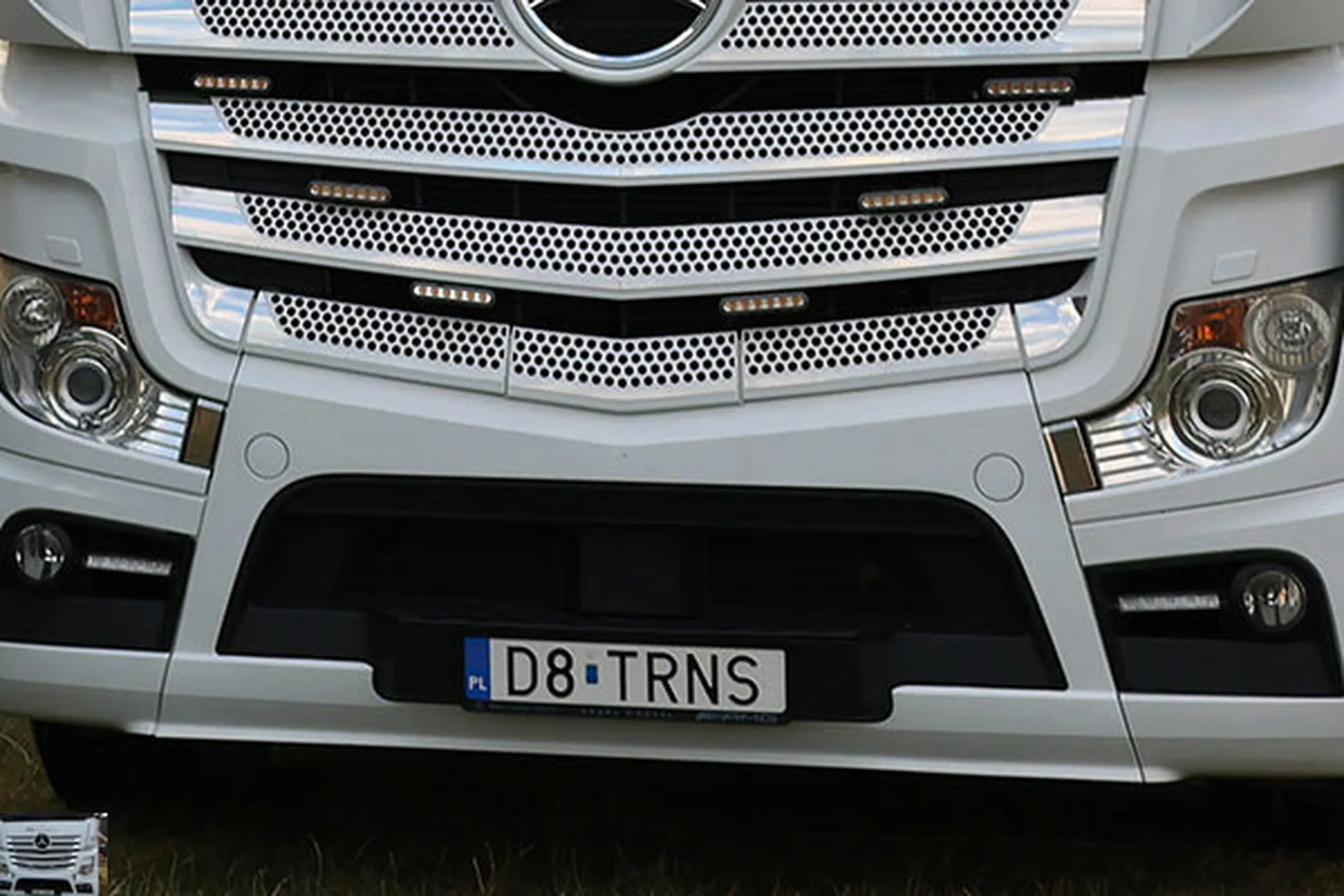 Fajny numer, blacha D8 TRNS