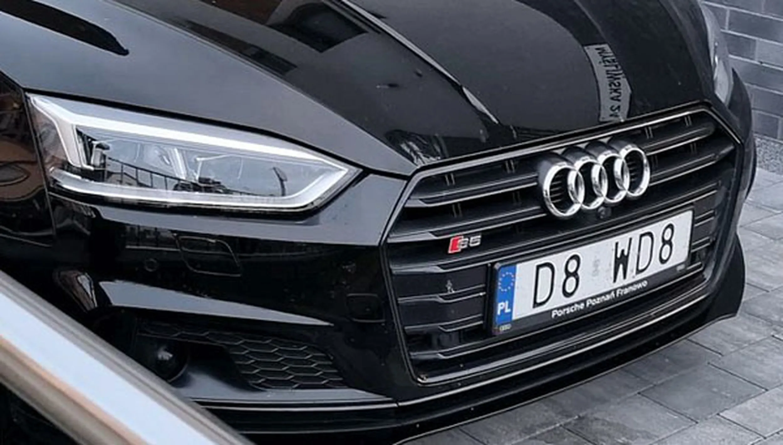 Fajny numer, blacha D8 WD8