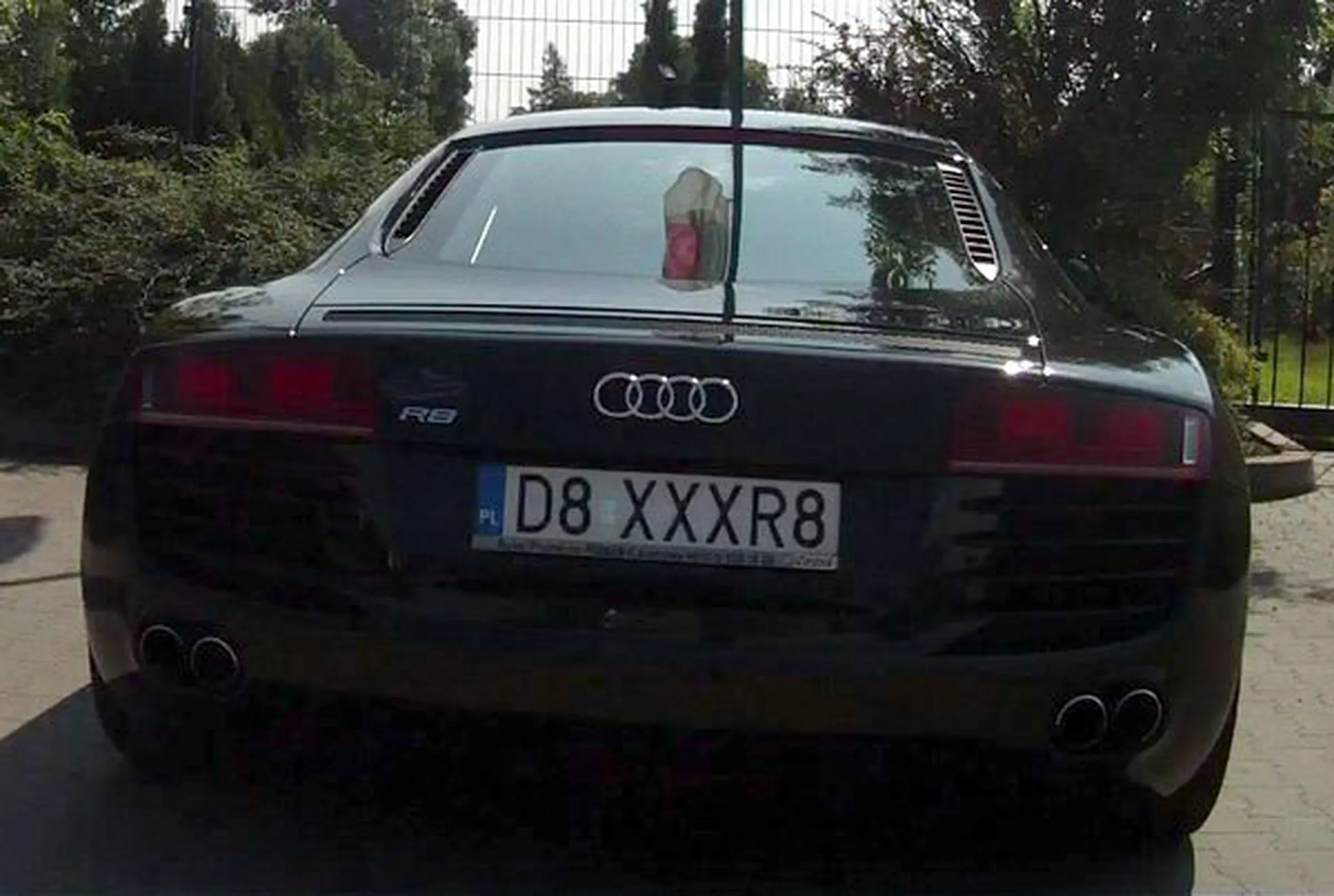 Fajny numer, blacha D8 XXXR8