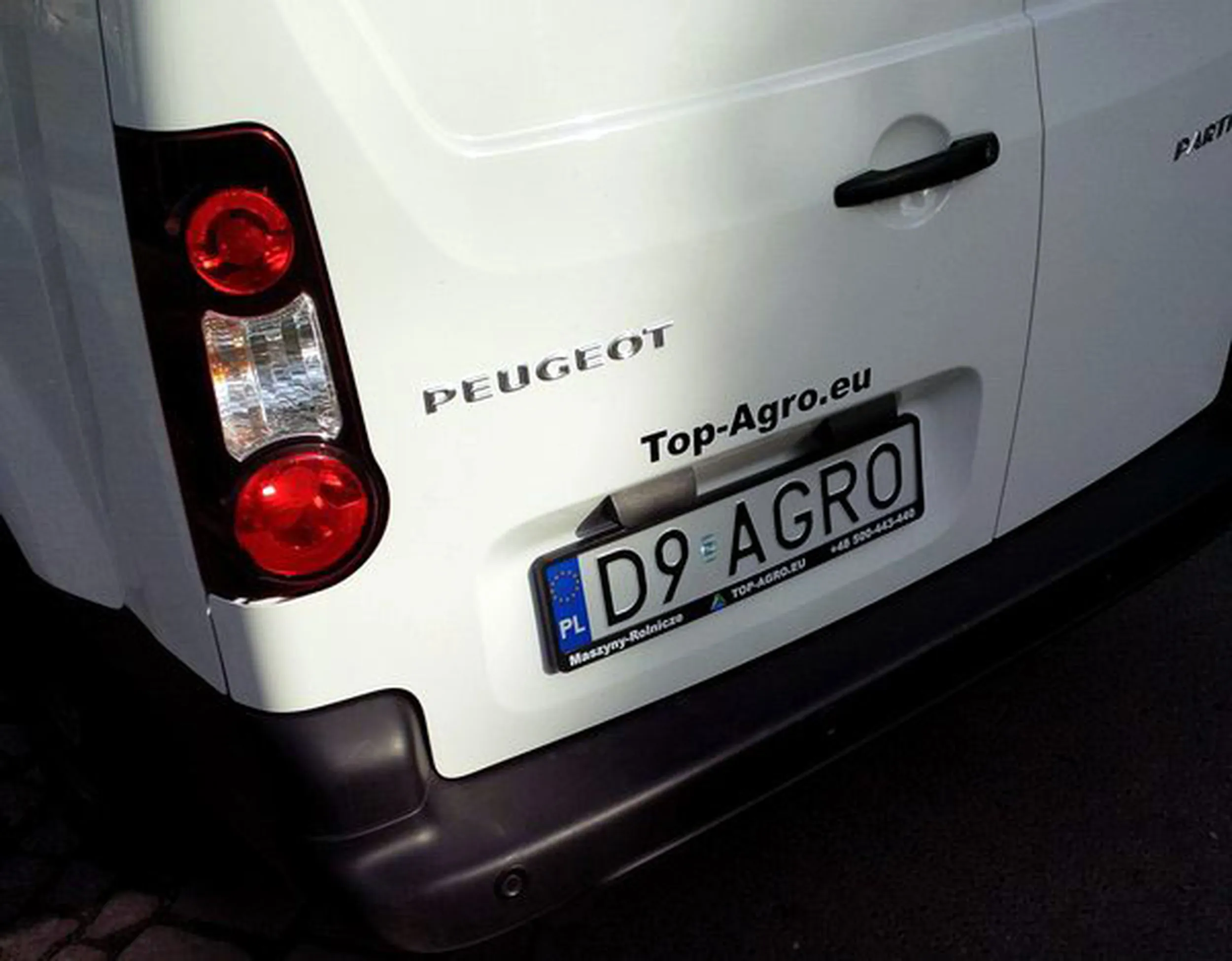 Fajny numer, blacha D9 AGRO