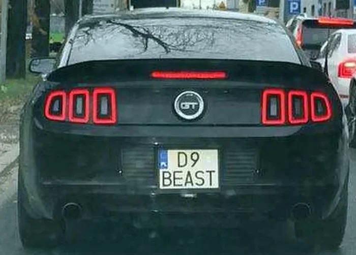 Fajny numer, blacha D9 BEAST