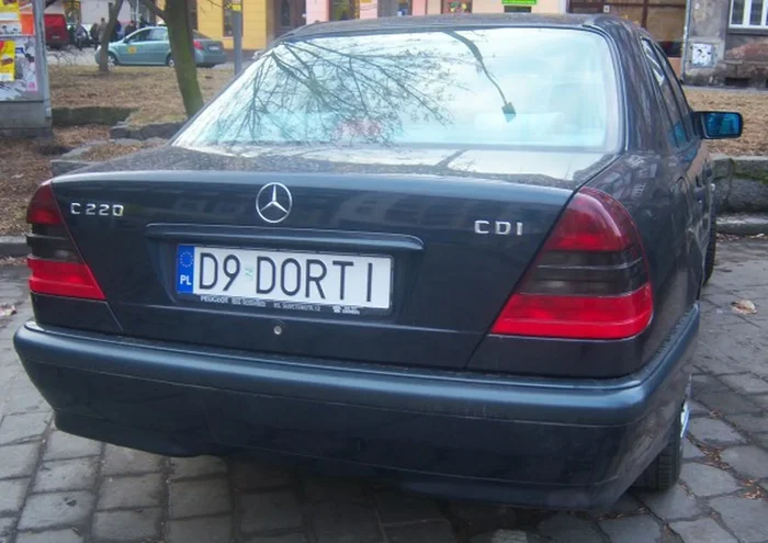 Fajny numer, blacha D9 DORTI