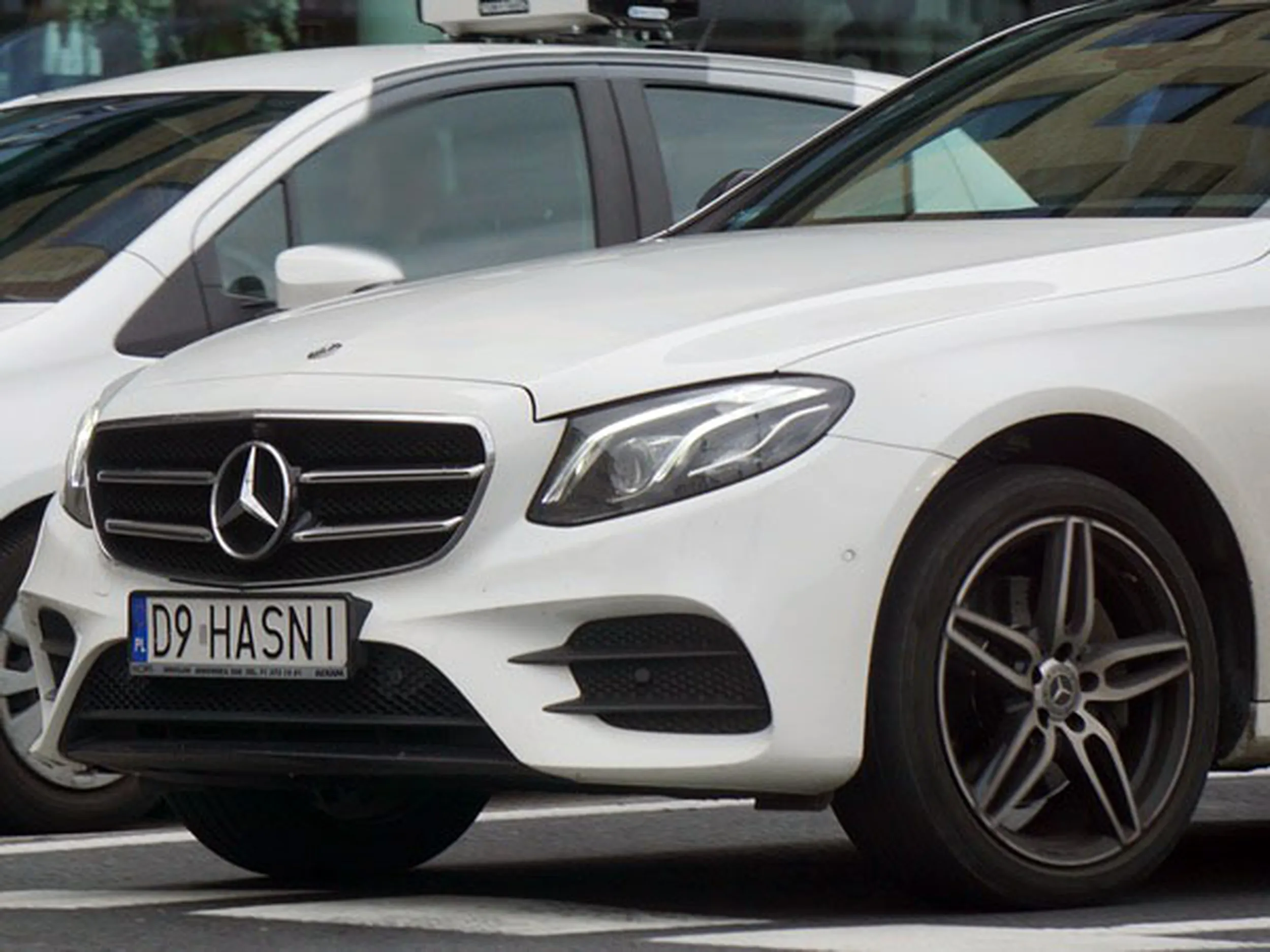 Fajny numer, blacha D9 HASNI