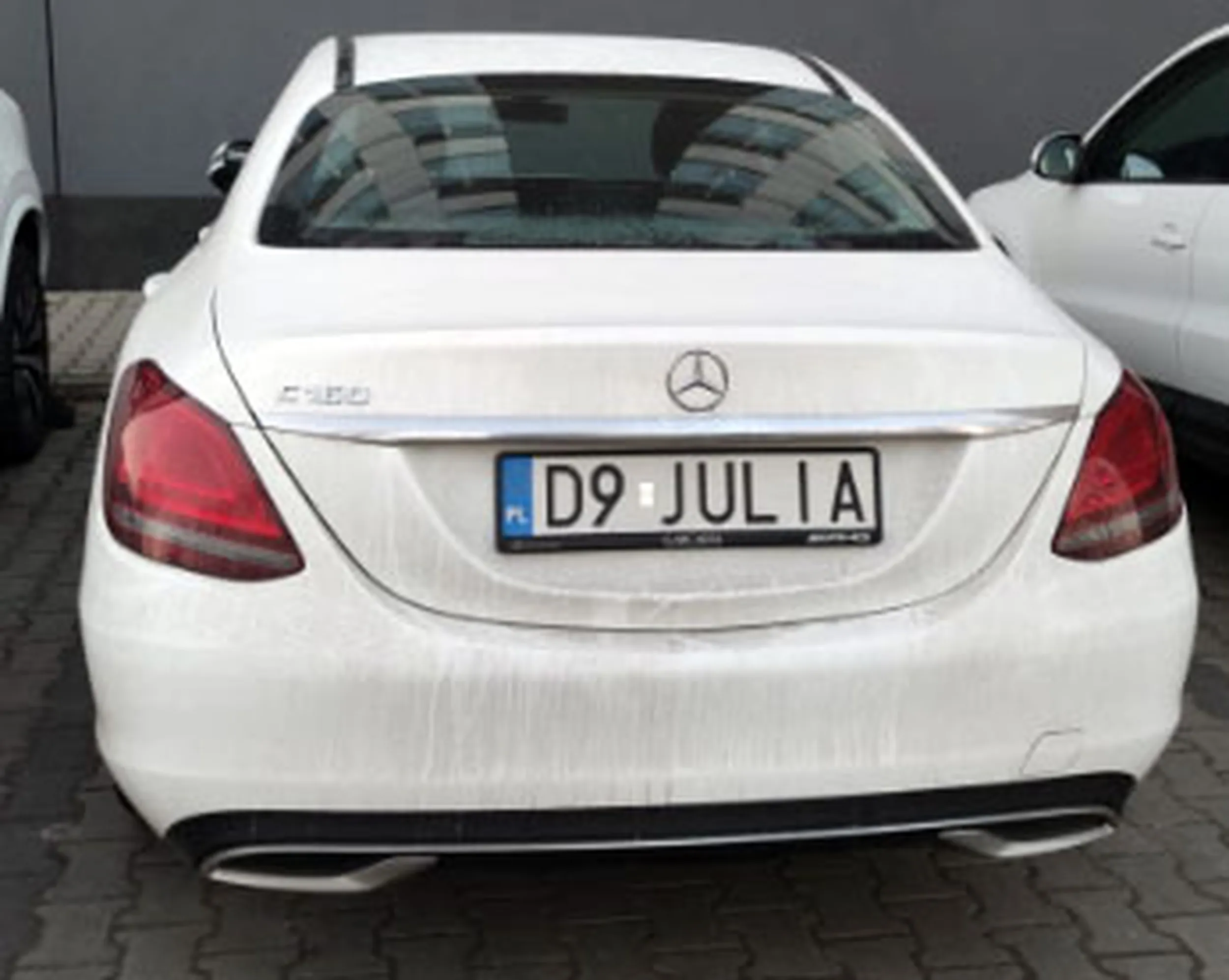 Fajny numer, blacha D9 JULIA