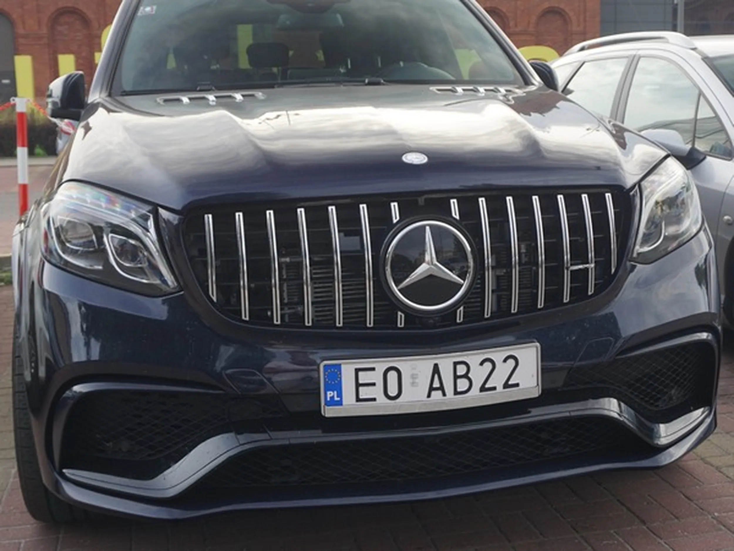 Fajny numer, blacha E0 AB22