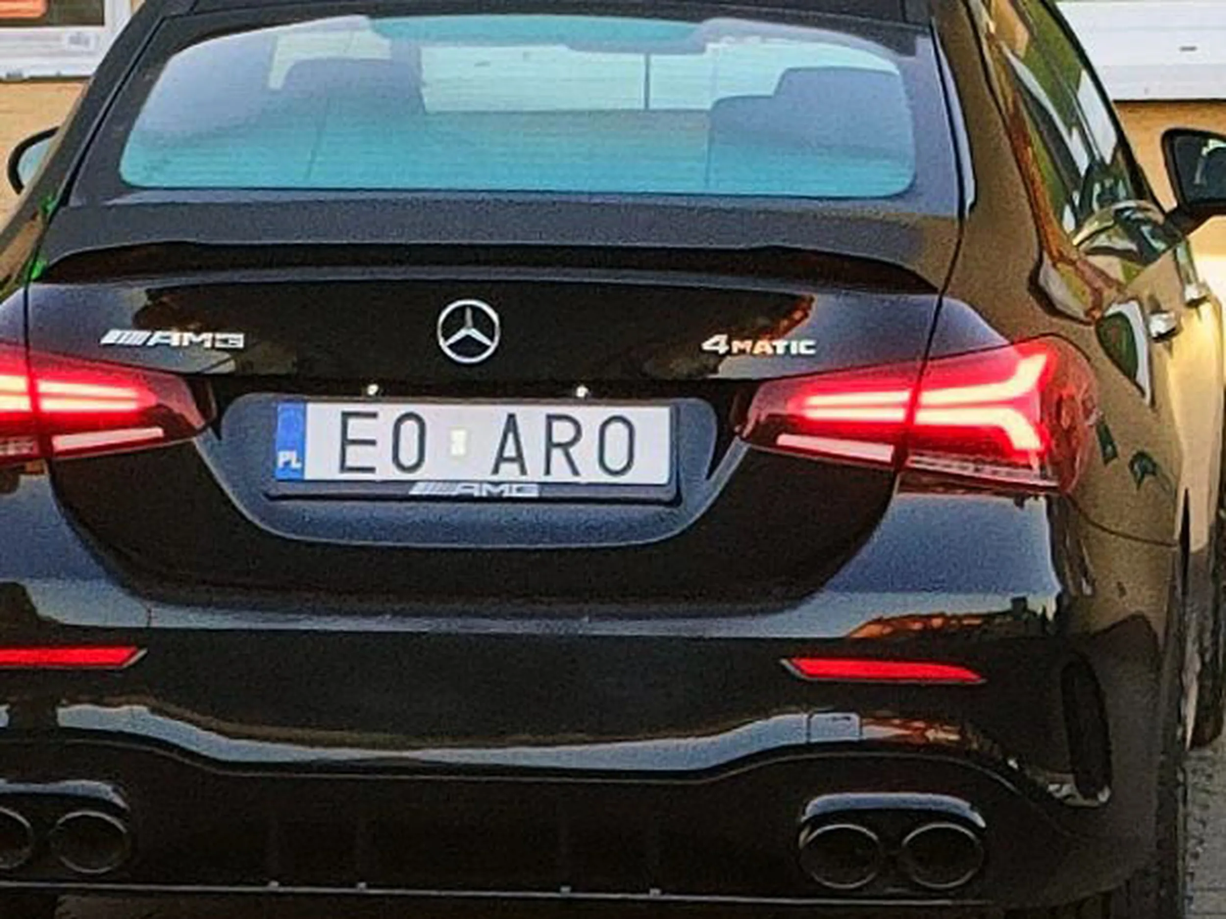 Fajny numer, blacha E0 ARO