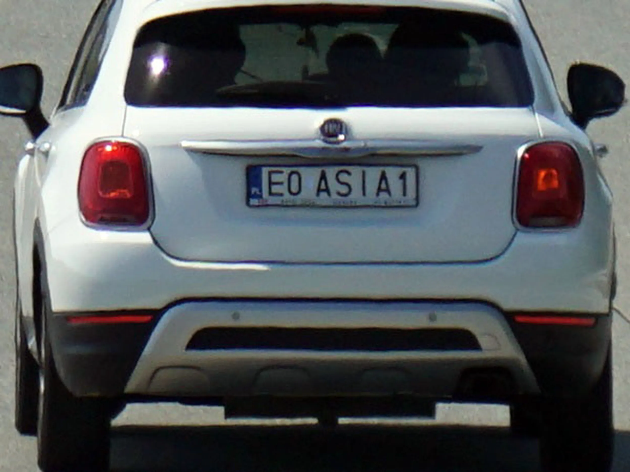 Fajny numer, blacha E0 ASIA1