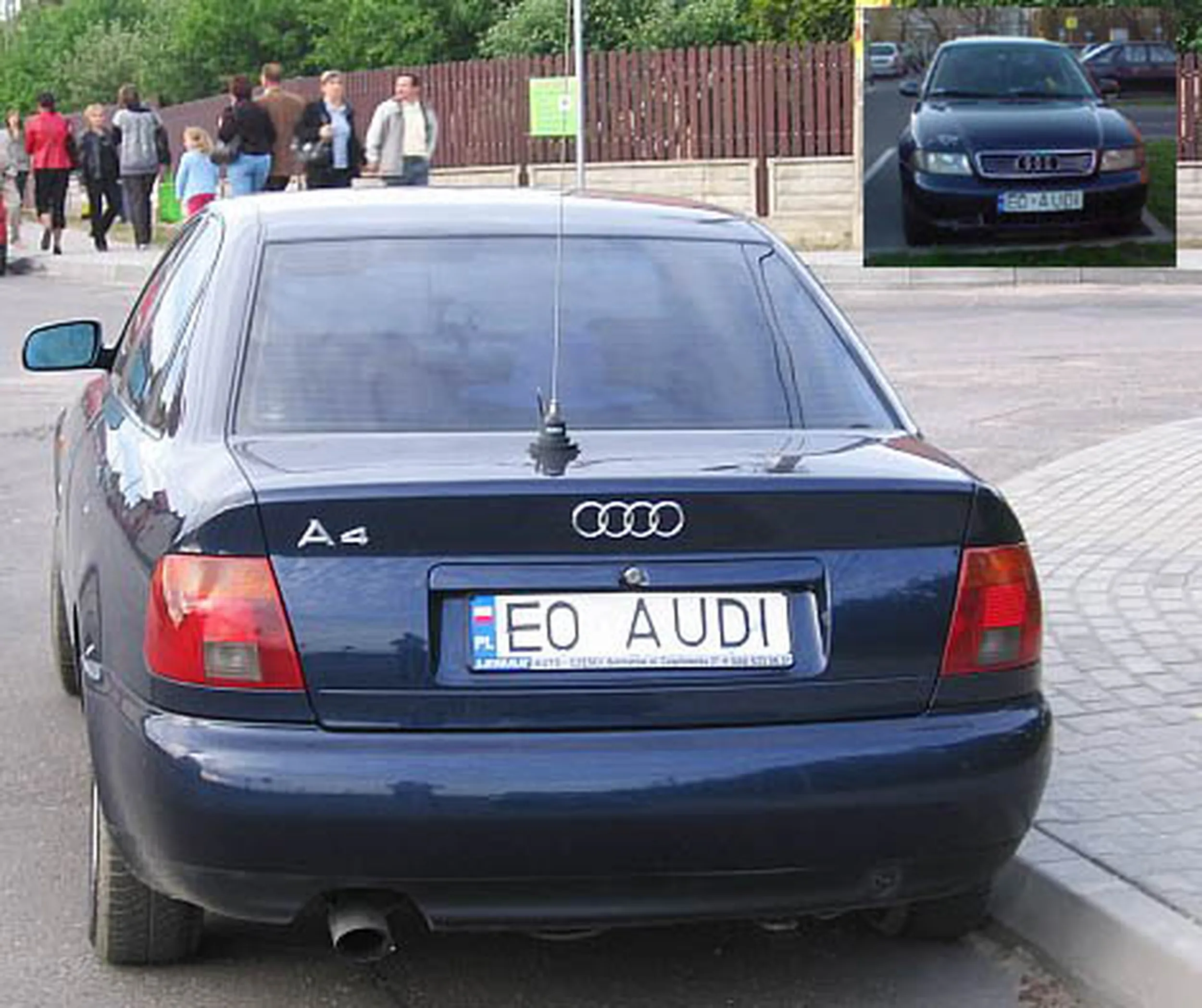 Fajny numer, blacha E0 AUDI
