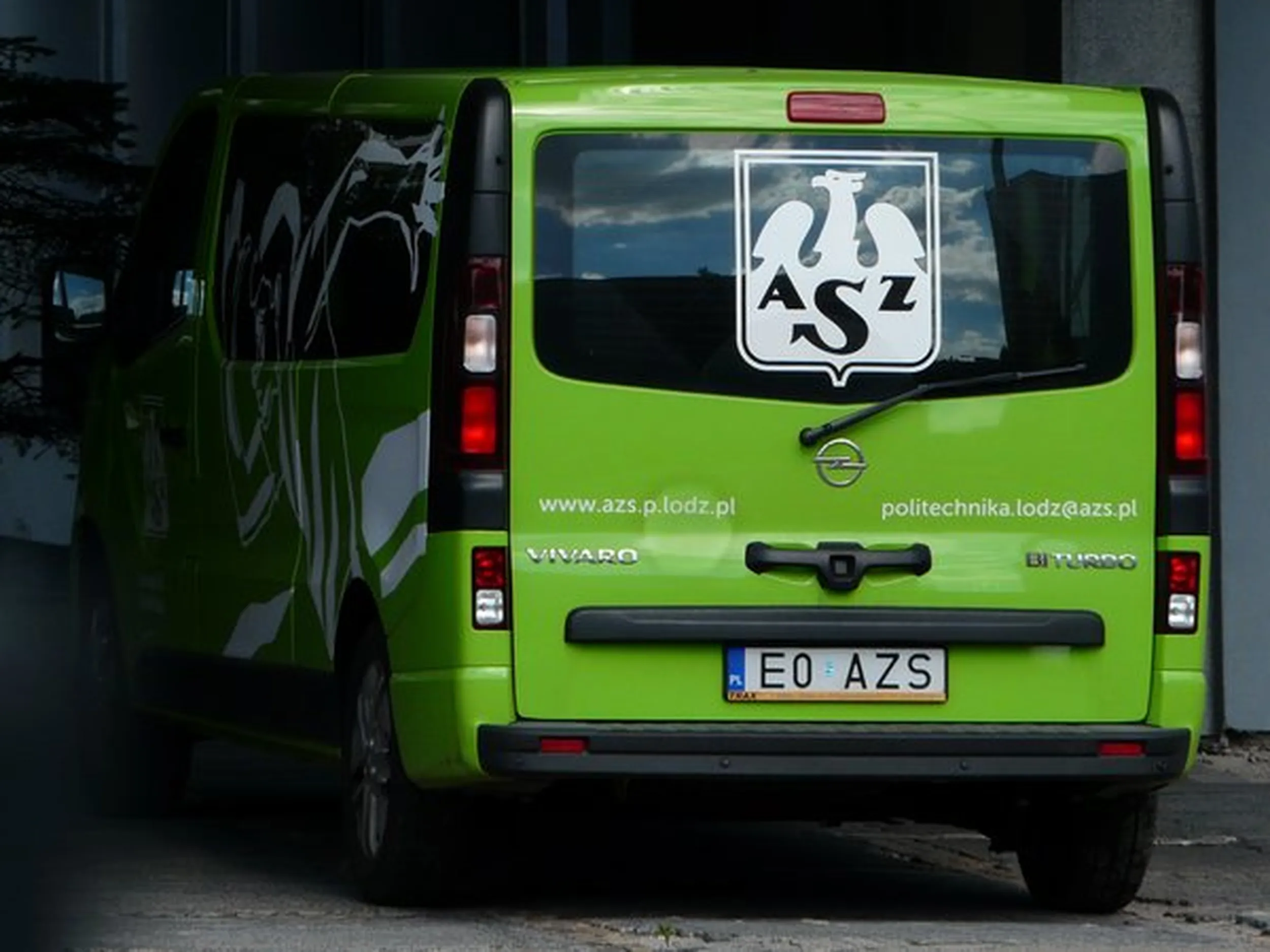 Fajny numer, blacha E0 AZS