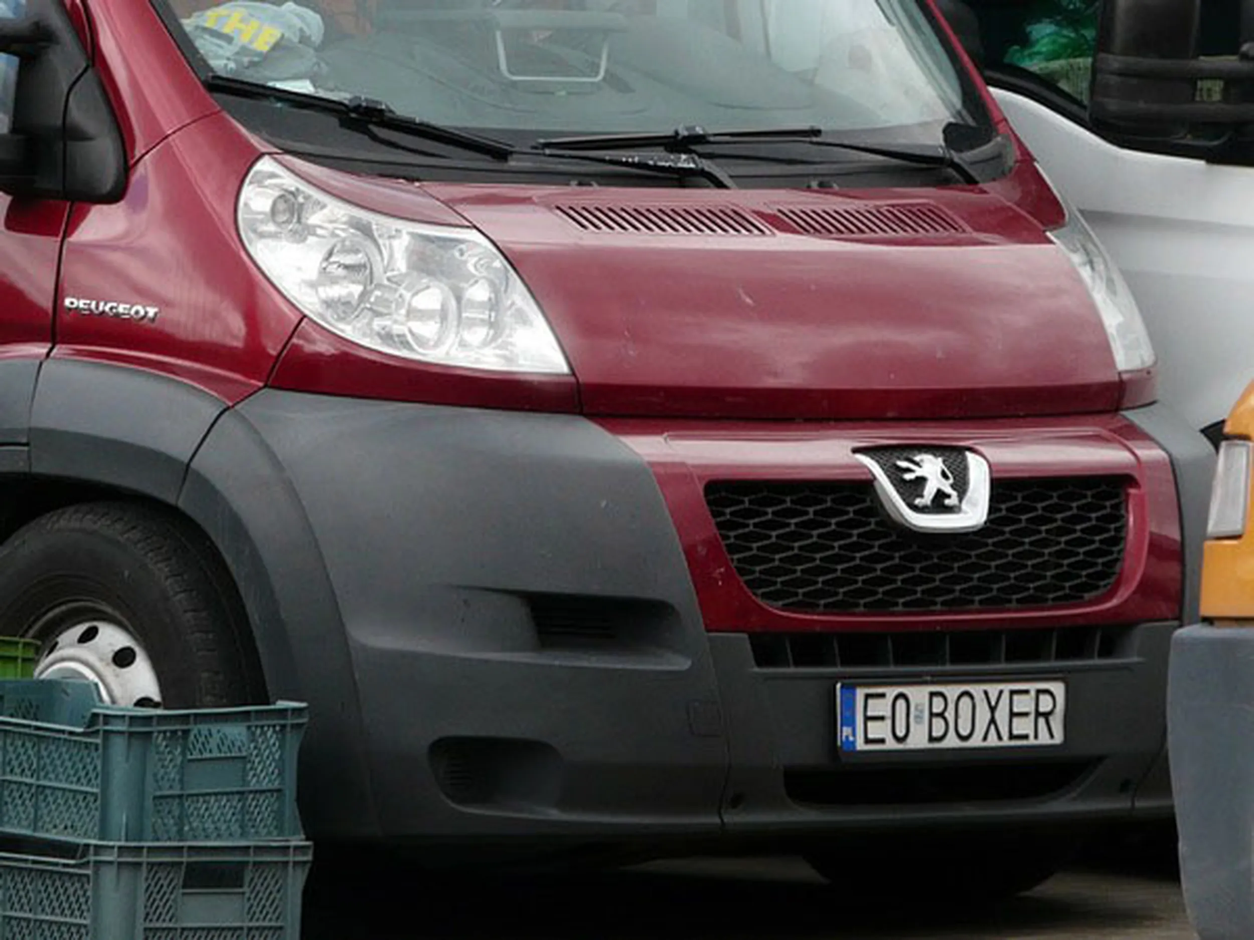 Fajny numer, blacha E0 BOXER