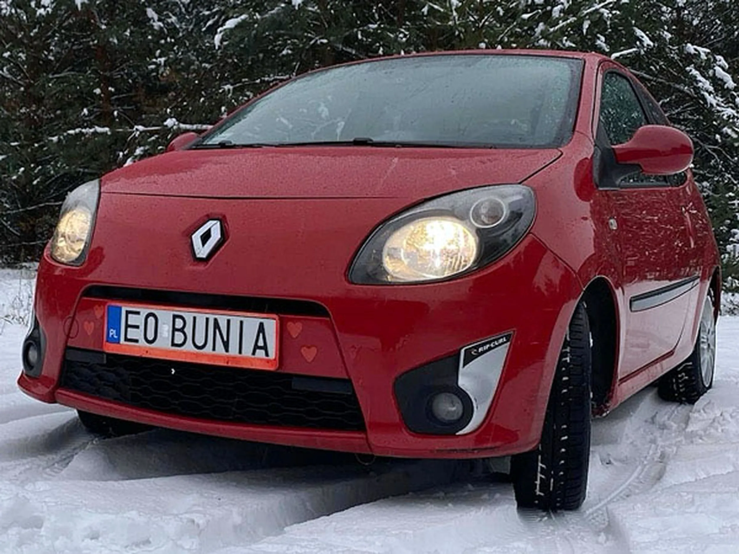 Fajny numer, blacha E0 BUNIA