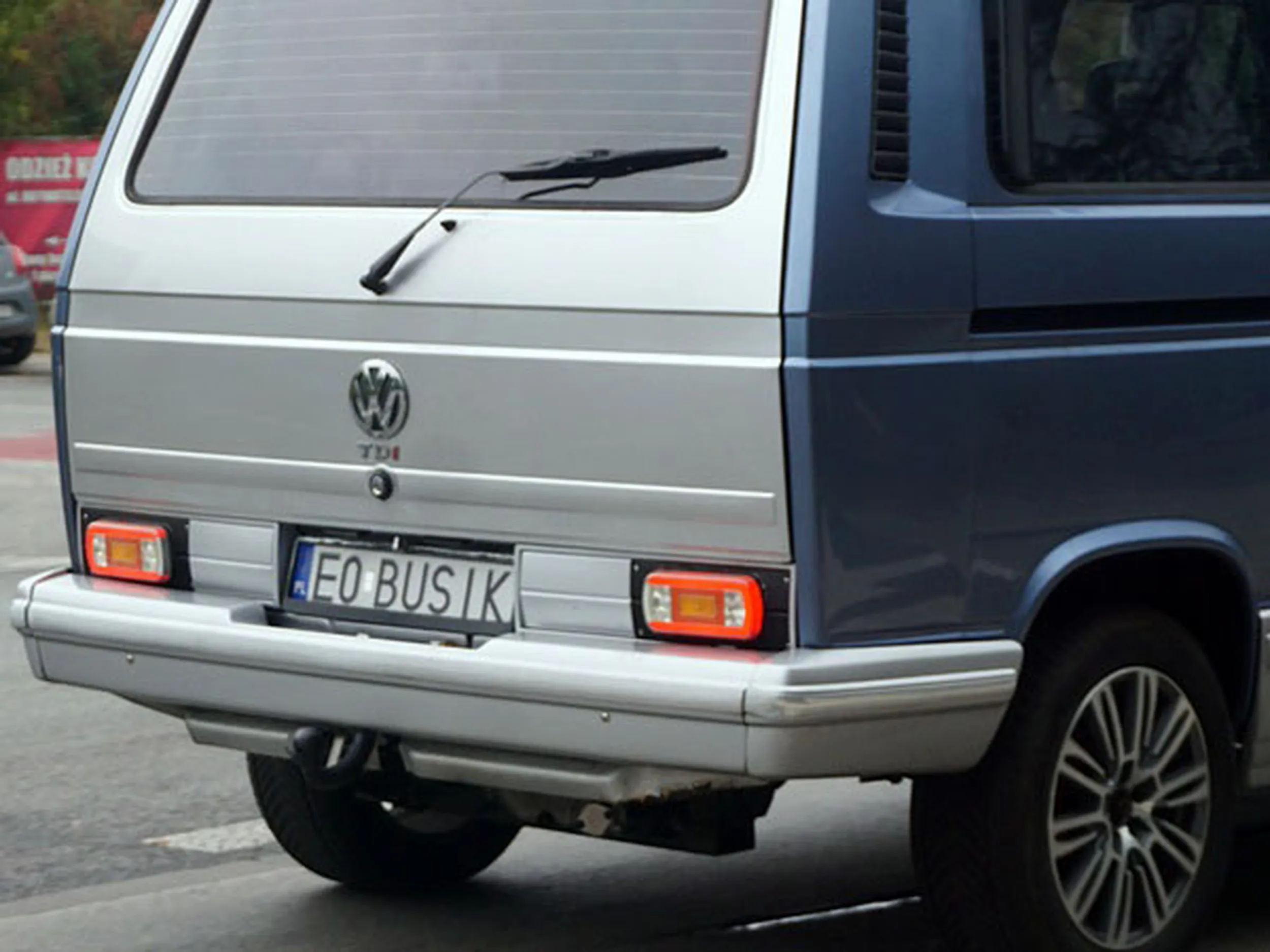 Fajny numer, blacha E0 BUSIK