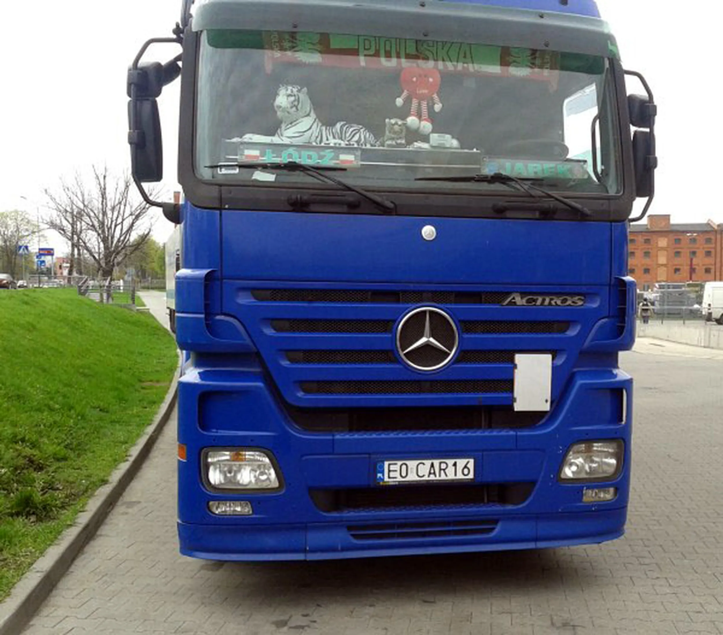 Fajny numer, blacha E0 CAR16