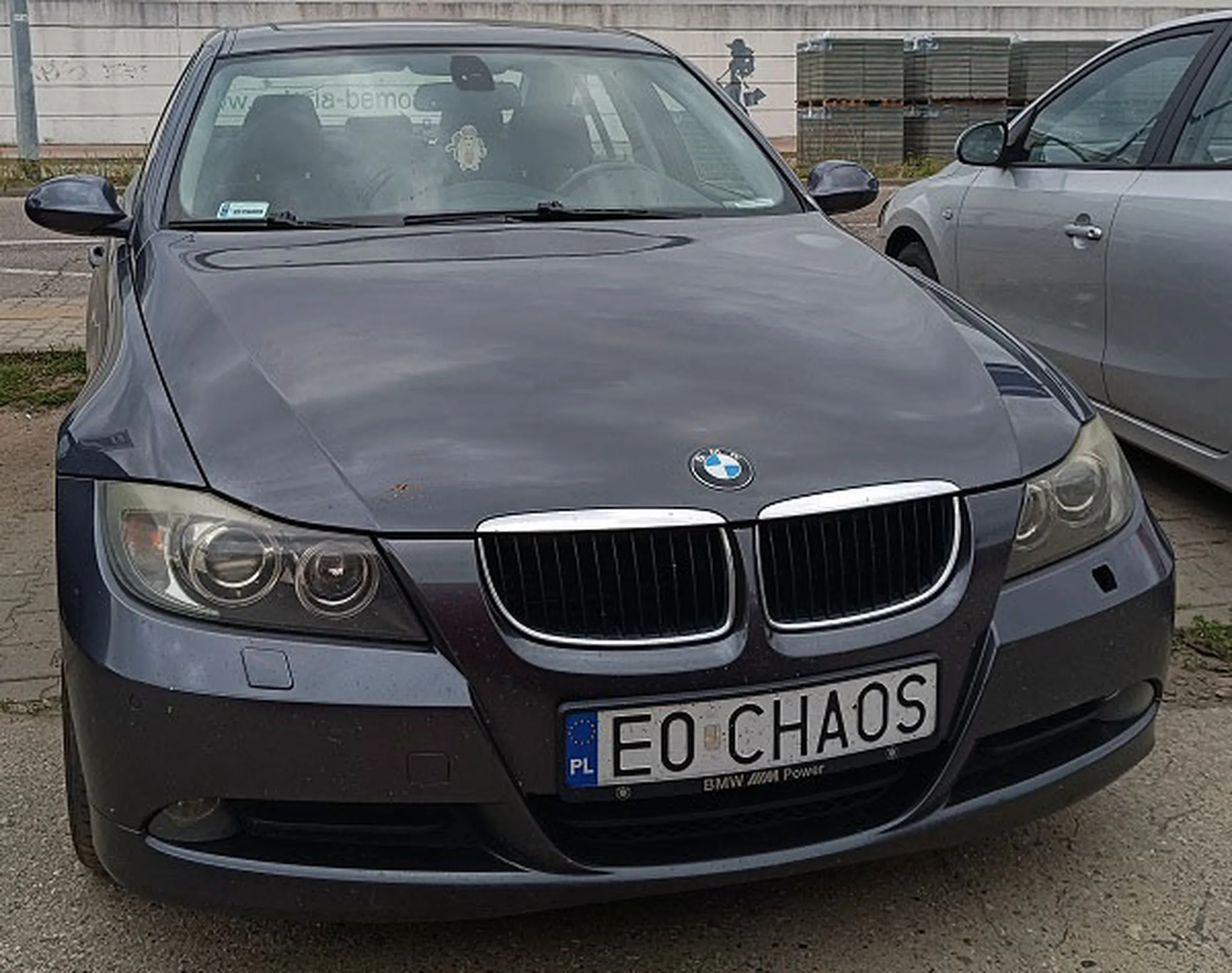 Fajny numer, blacha E0 CHAOS