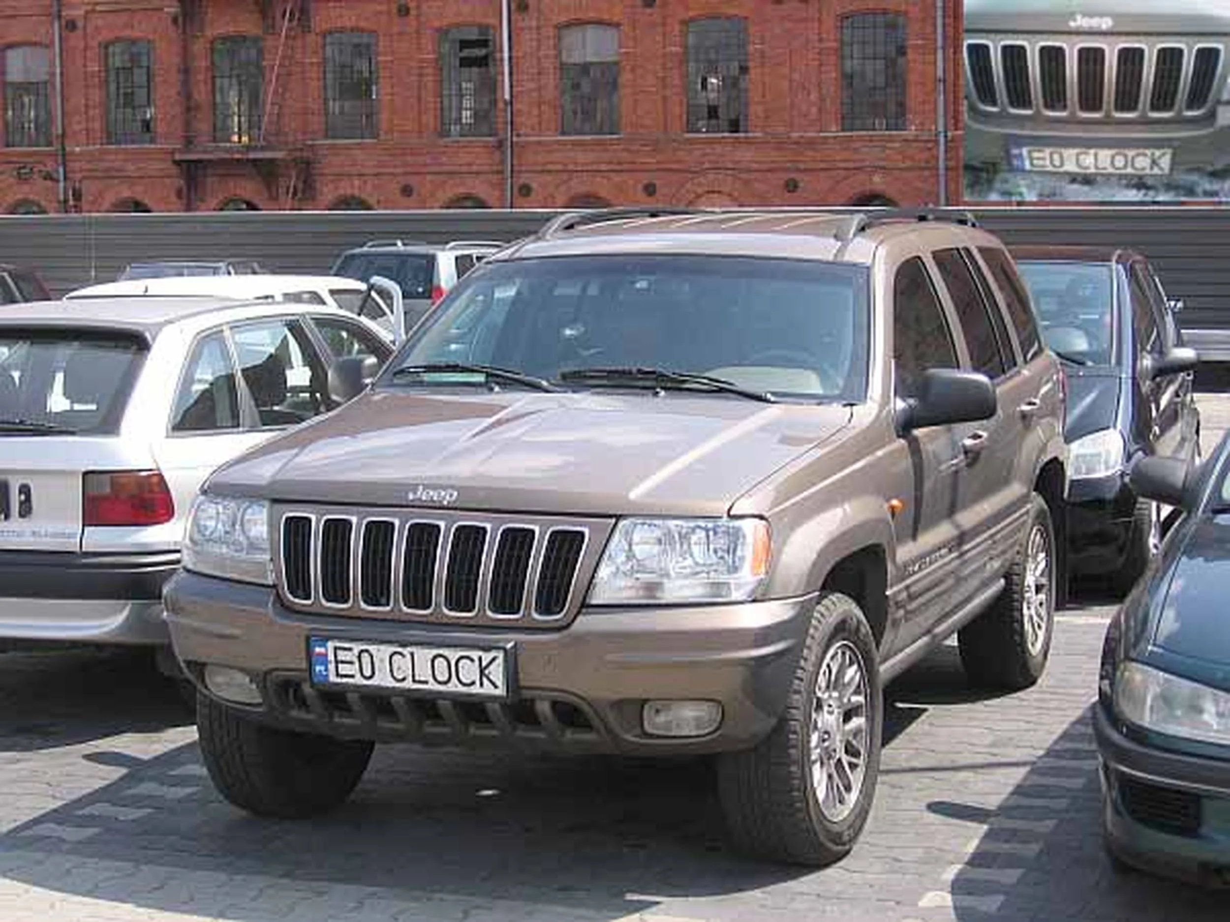 Fajny numer, blacha E0 CLOCK