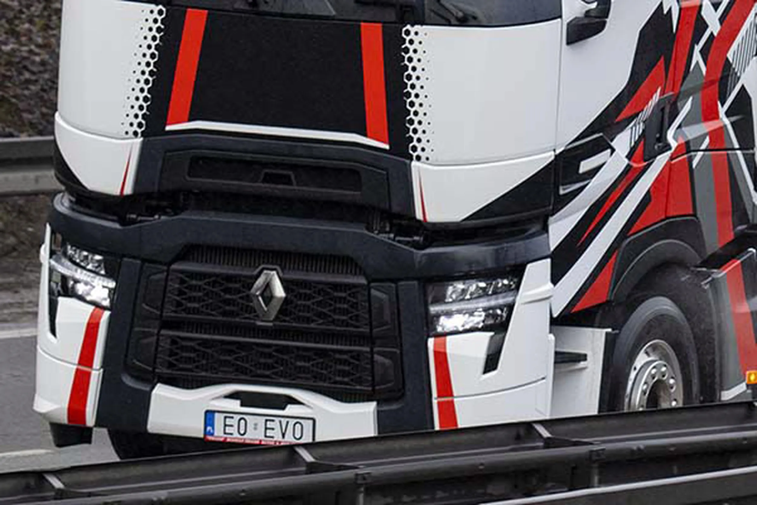 Fajny numer, blacha E0 EVO