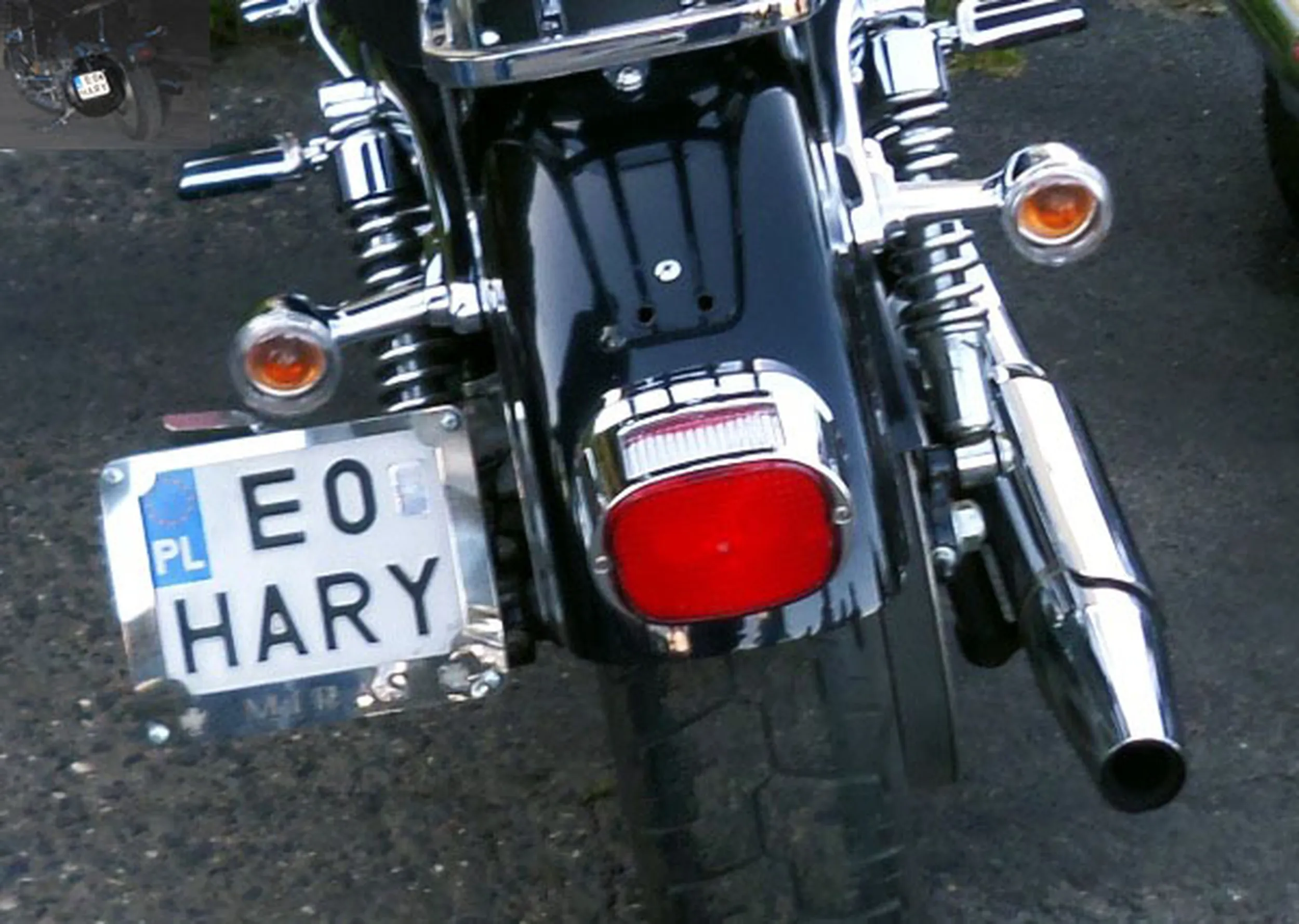 Fajny numer, blacha E0 HARY