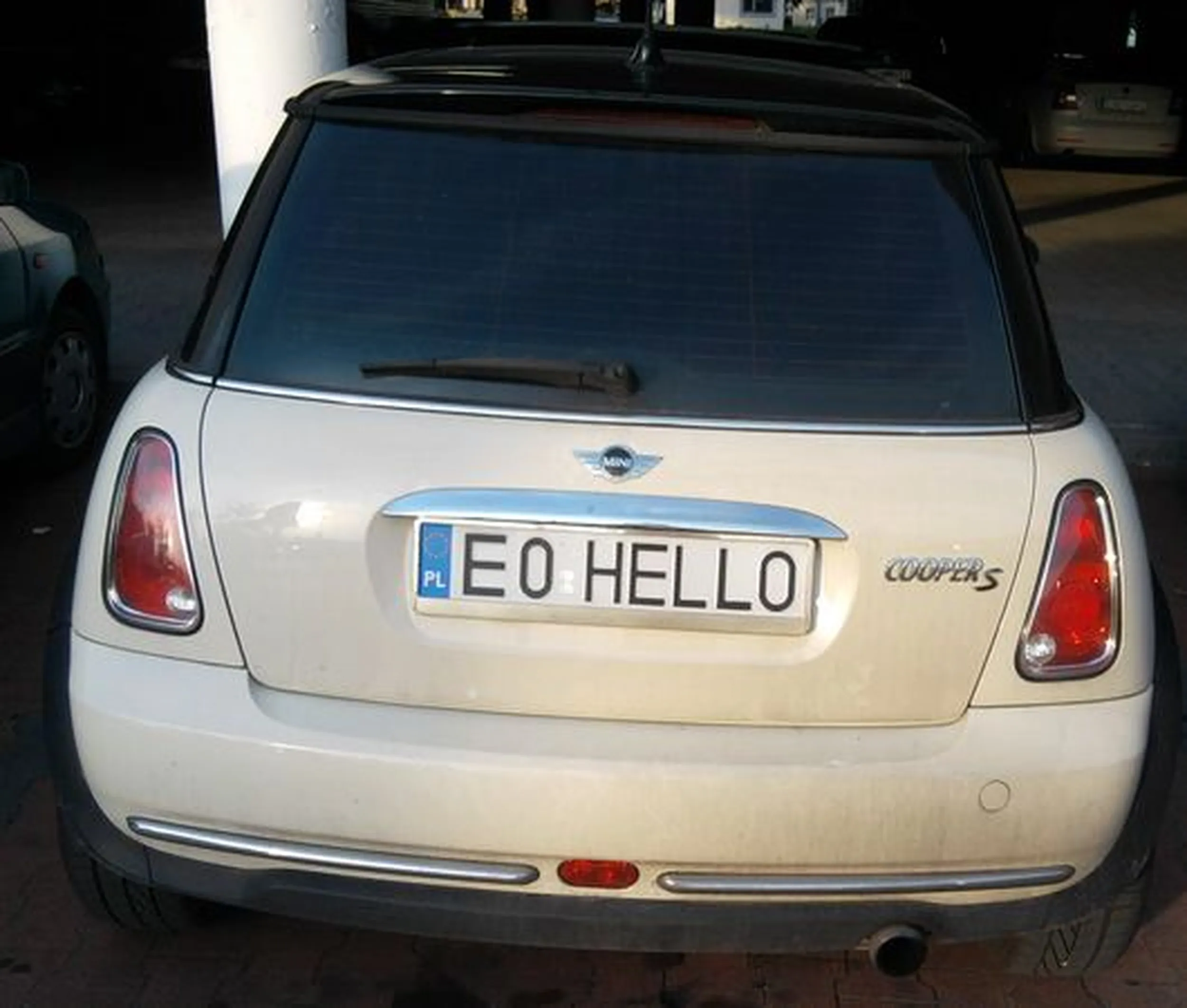 Fajny numer, blacha E0 HELLO