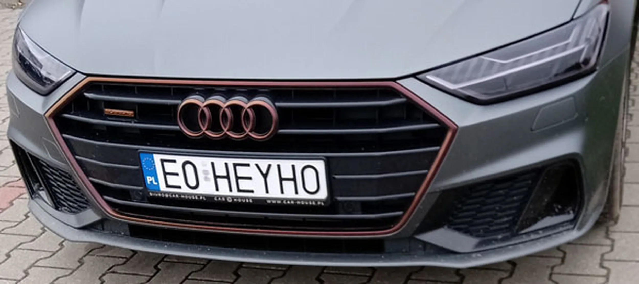 Fajny numer, blacha E0 HEYHO