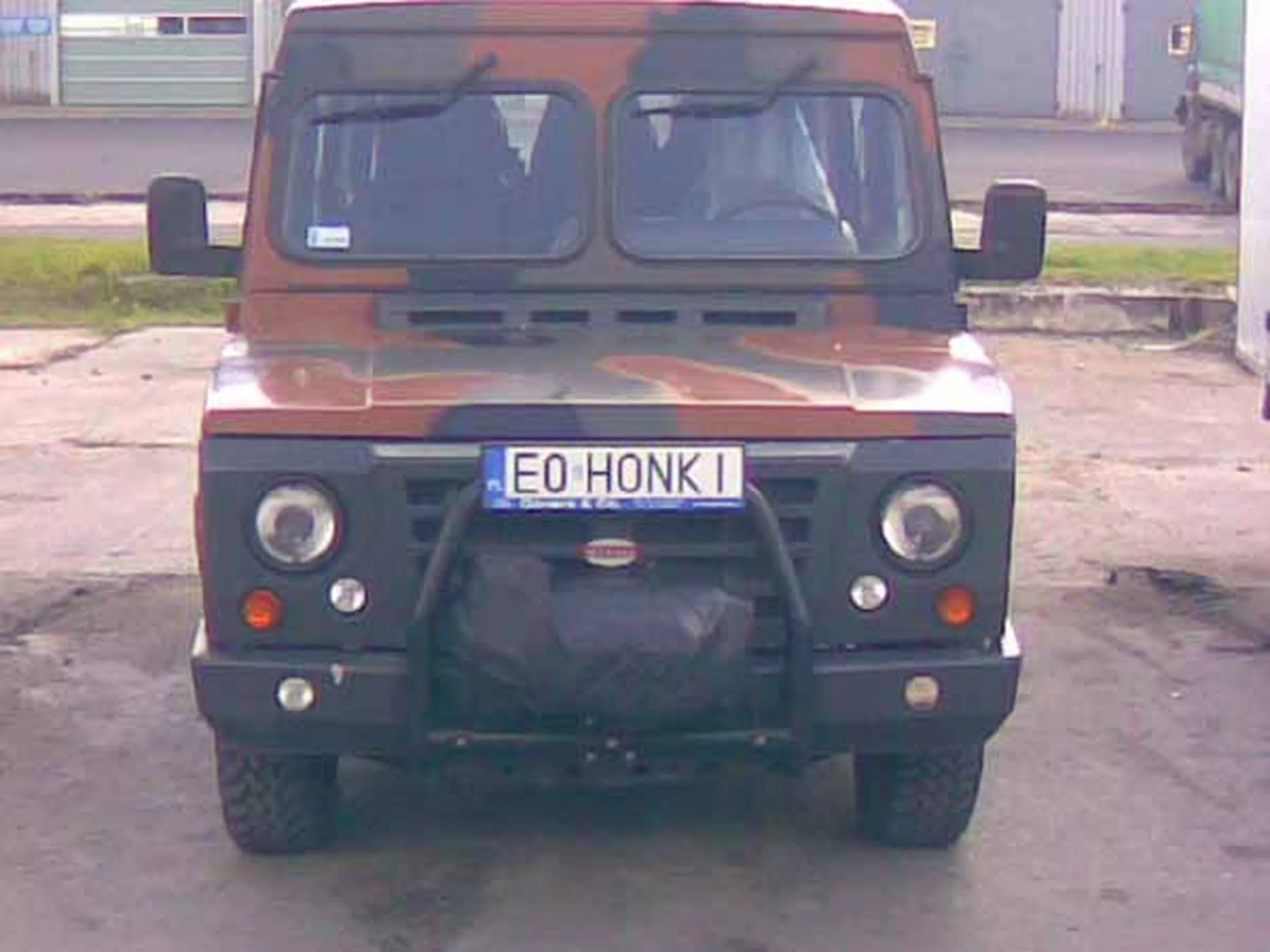 Fajny numer, blacha E0 HONKI