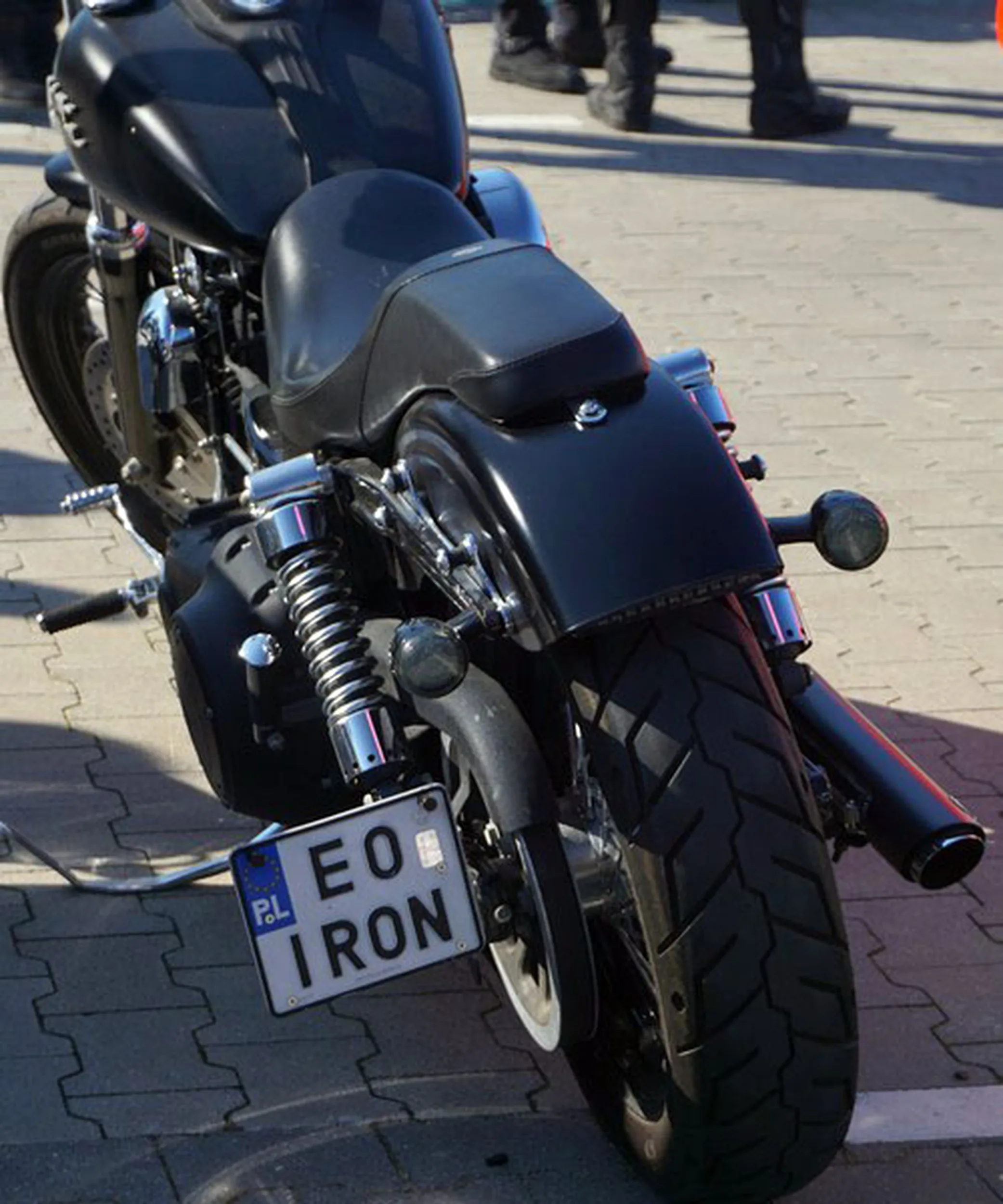 Fajny numer, blacha E0 IRON