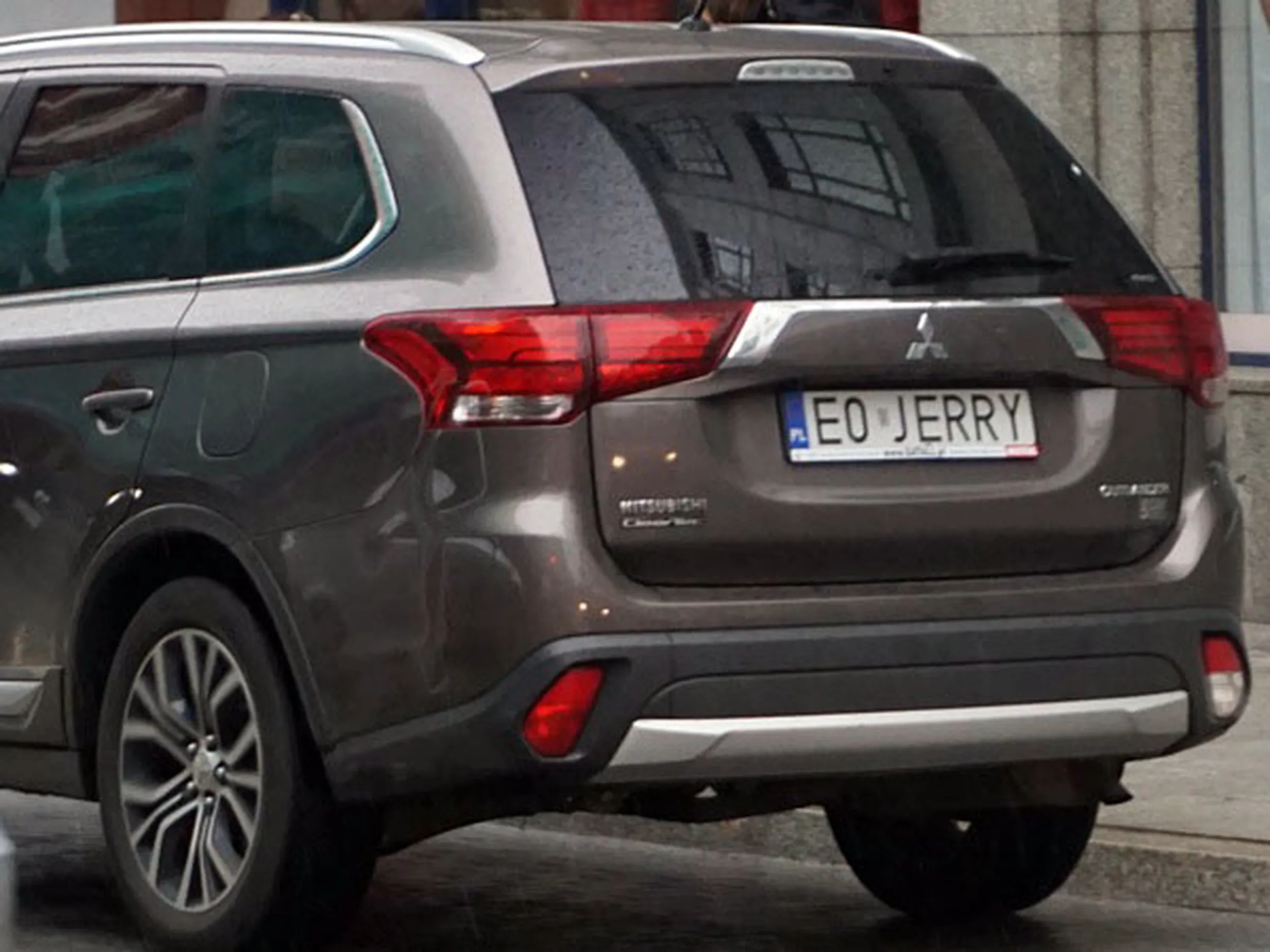 Fajny numer, blacha E0 JERRY