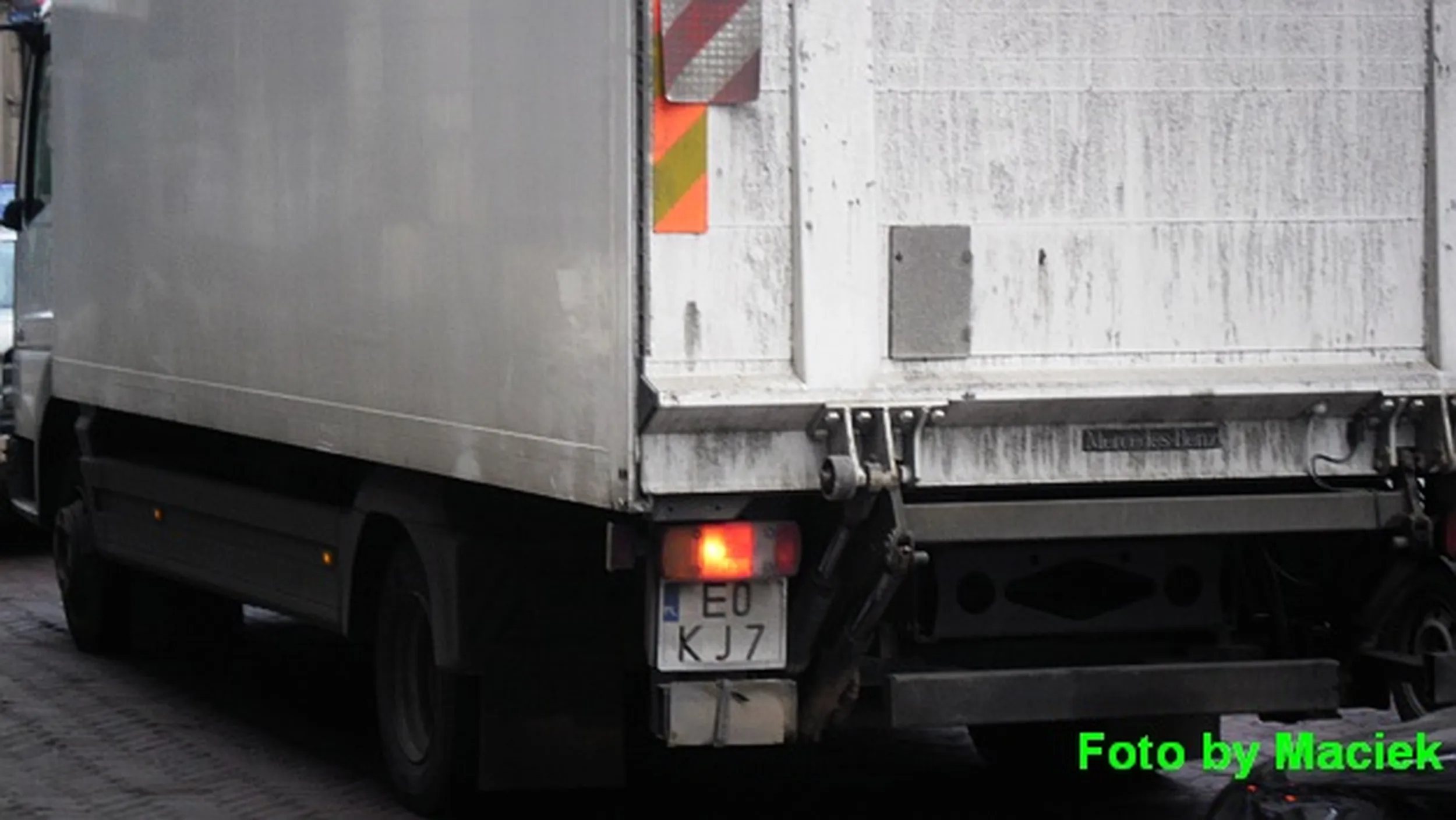 Fajny numer, blacha E0 KJ7