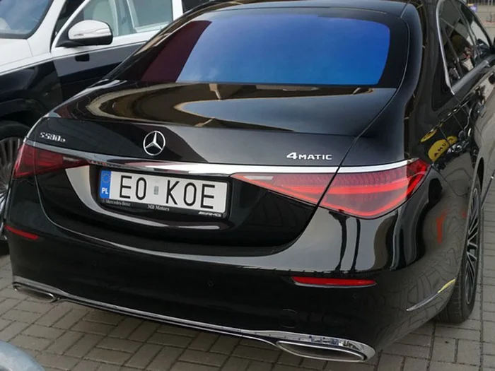 Fajny numer, blacha E0 KOE