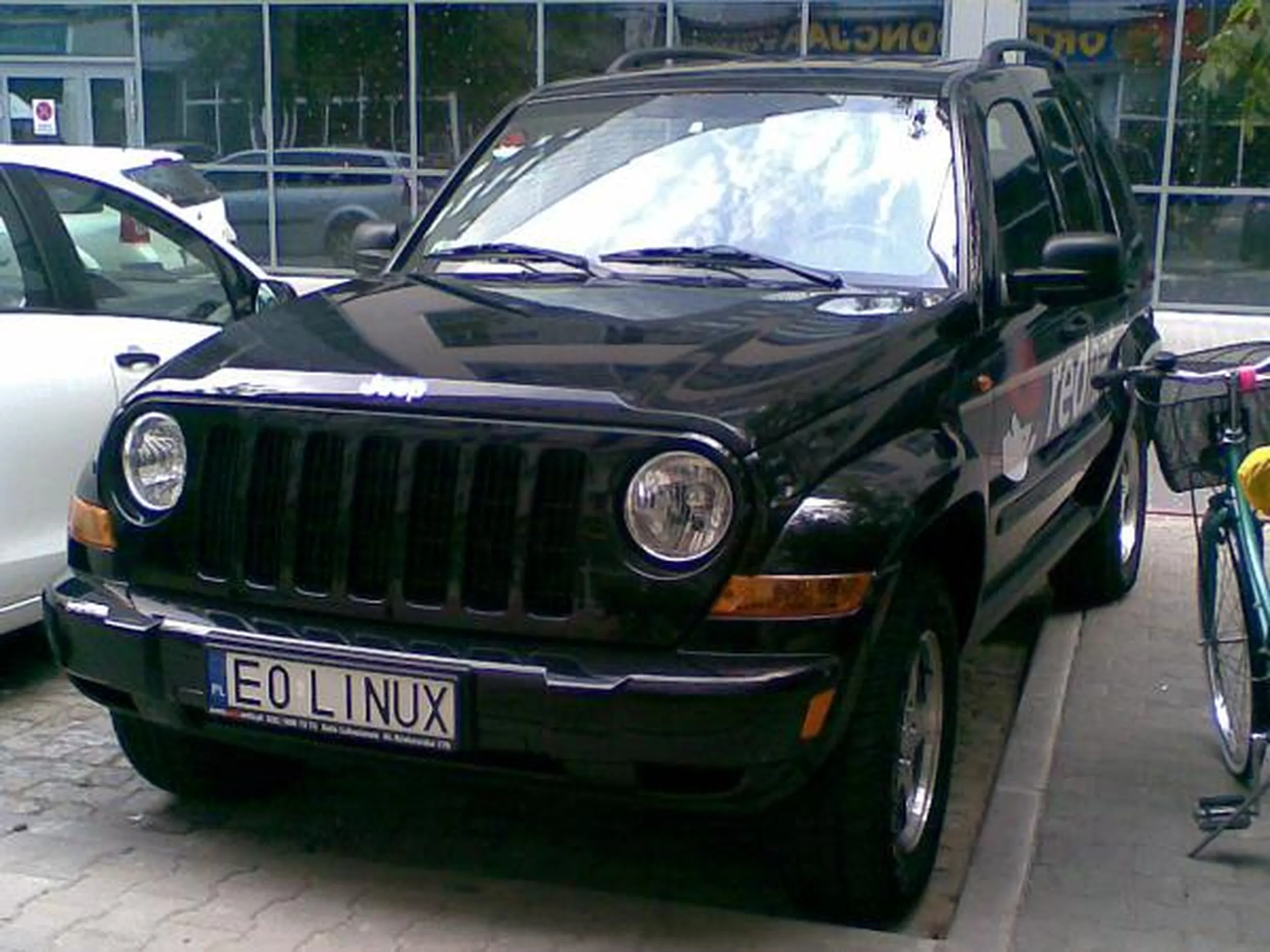 Fajny numer, blacha E0 LINUX