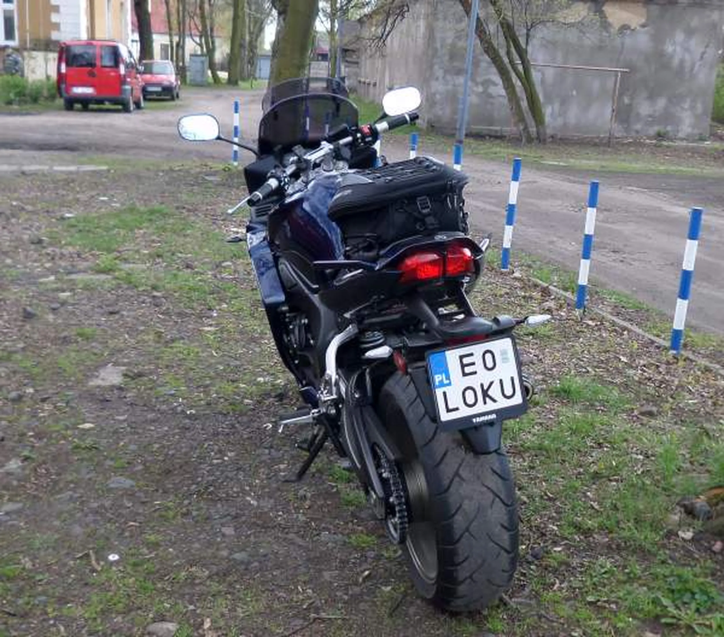 Fajny numer, blacha E0 LOKU