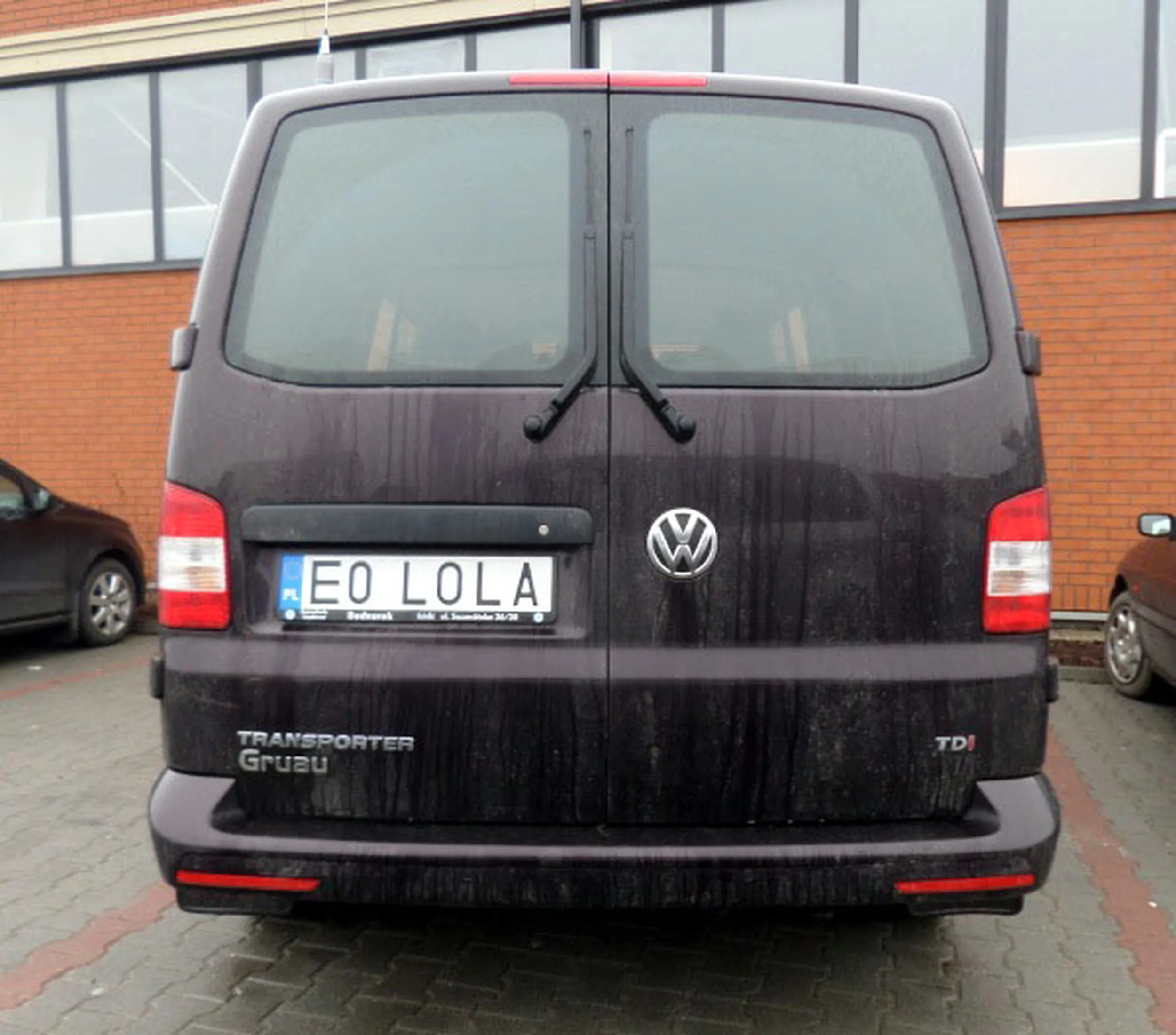 Fajny numer, blacha E0 LOLA