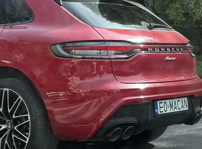 Fajny numer, blacha E0 MACAN