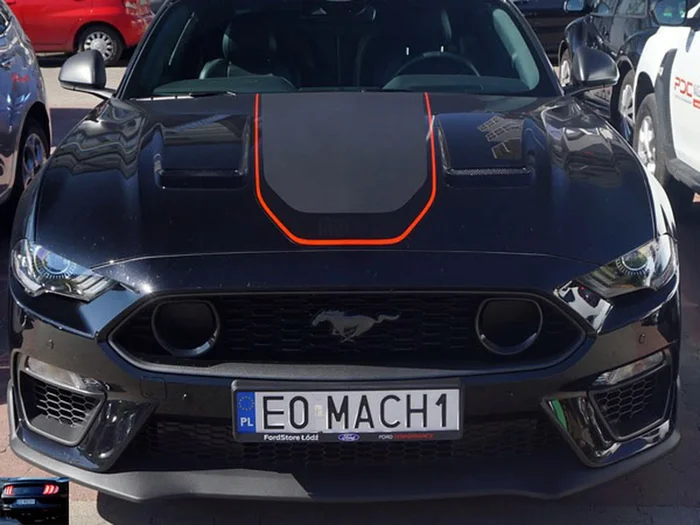 Fajny numer, blacha E0 MACH1