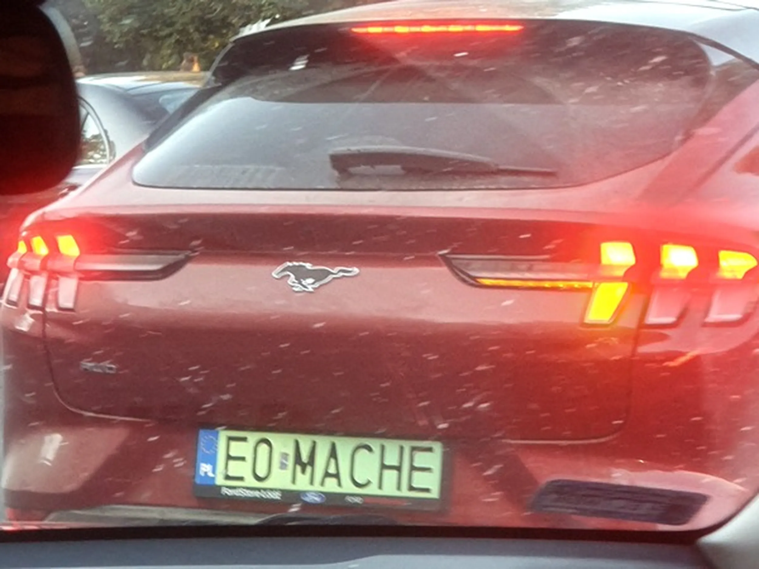 Fajny numer, blacha E0 MACHE