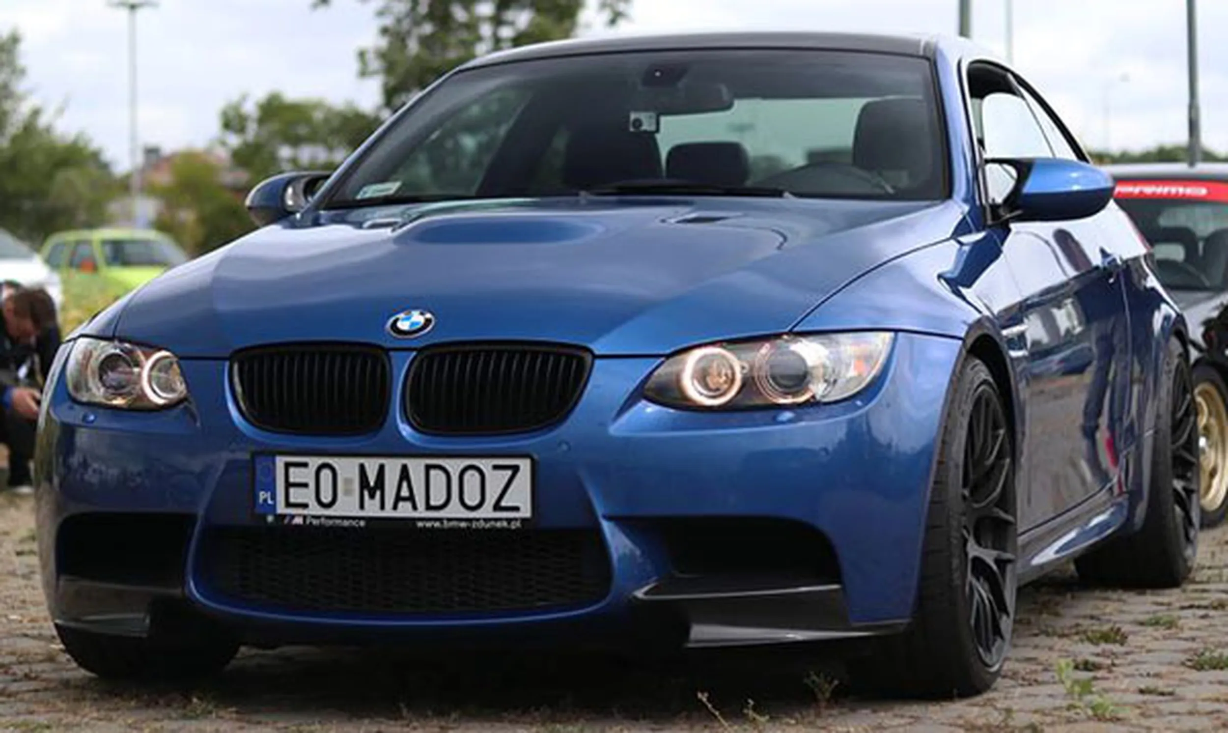 Fajny numer, blacha E0 MADOZ