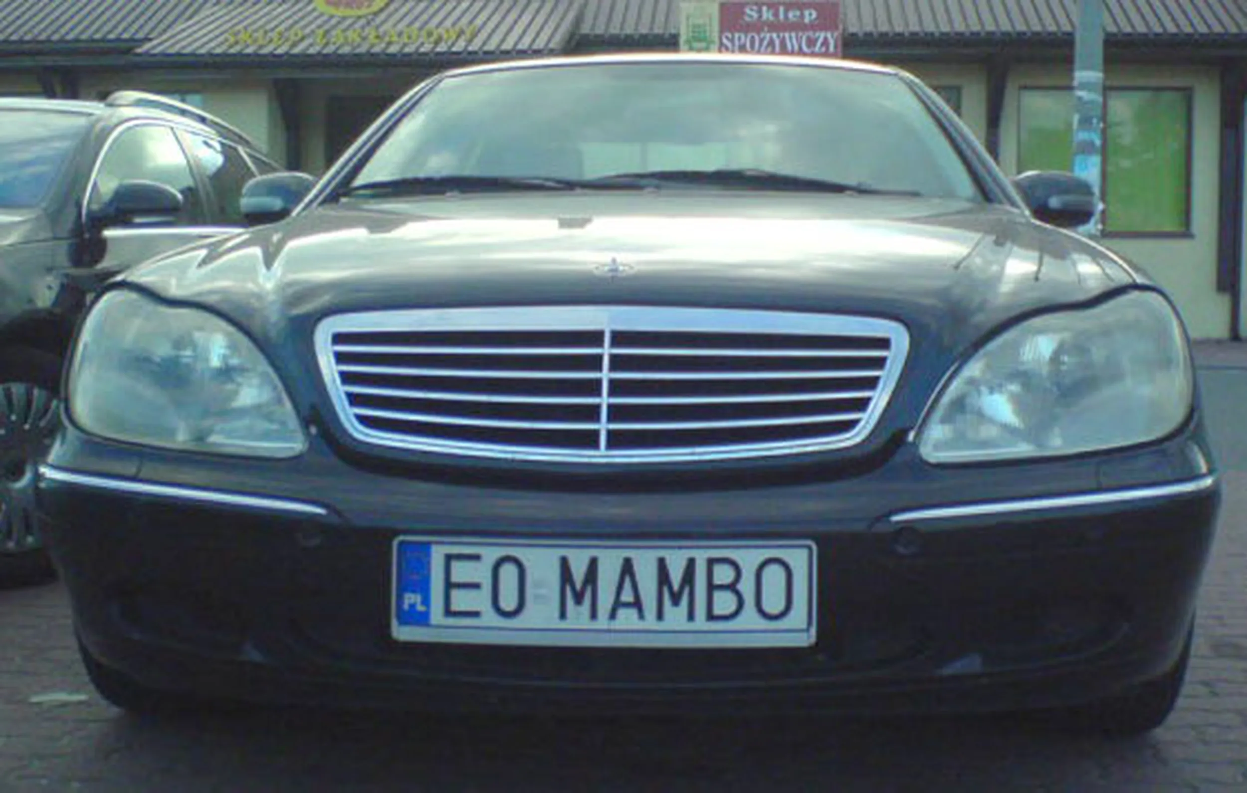 Fajny numer, blacha E0 MAMBO