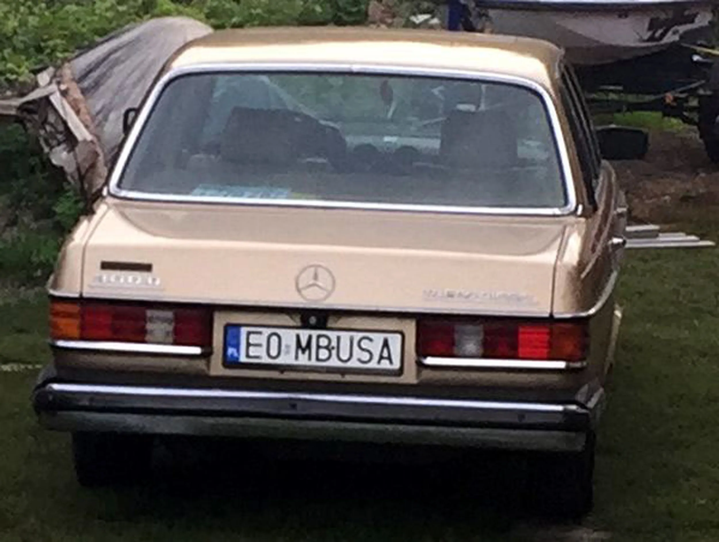 Fajny numer, blacha E0 MBUSA