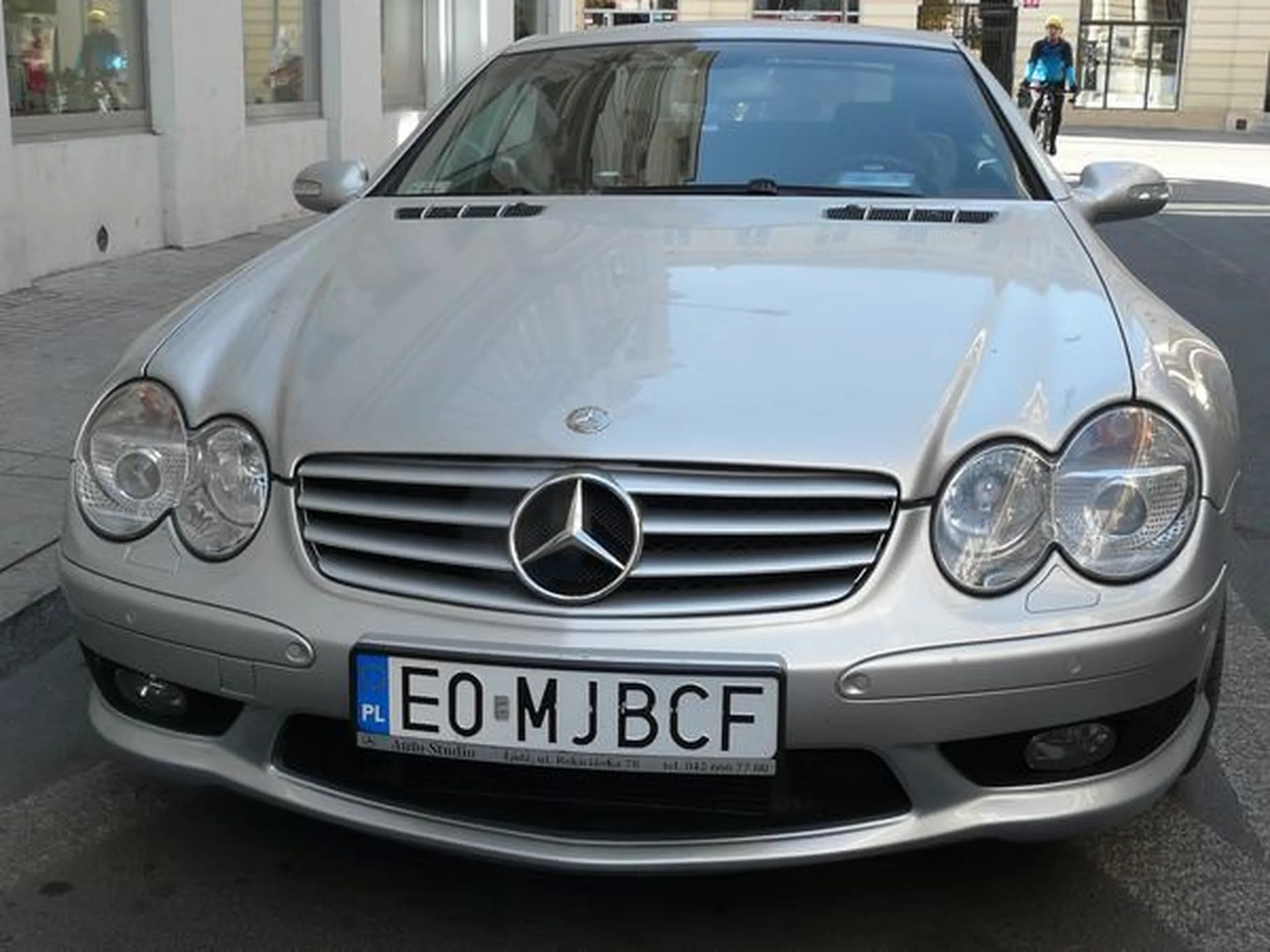 Fajny numer, blacha E0 MJBCF