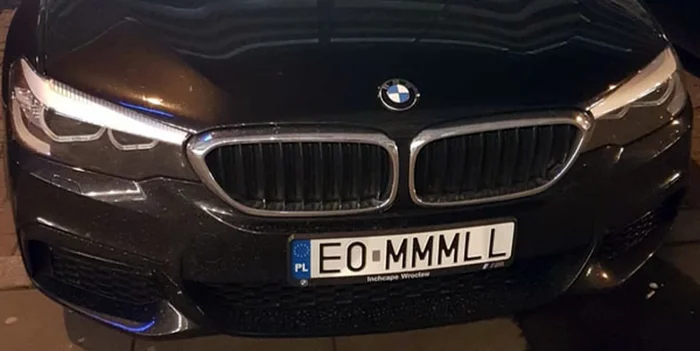 Fajny numer, blacha E0 MMMLL